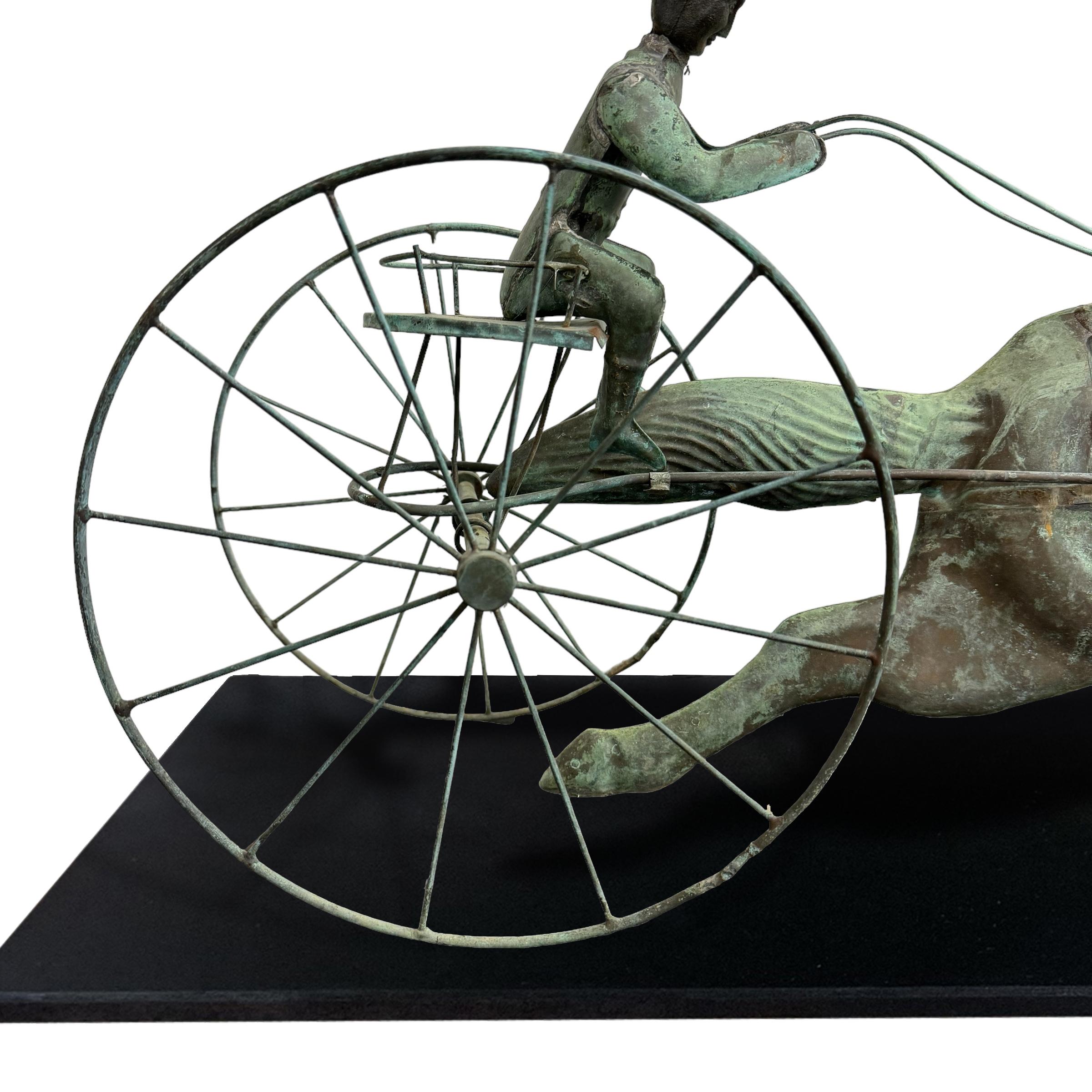 Cuivre Girouette en cuivre du début du 20e siècle, cheval et sulky en vente
