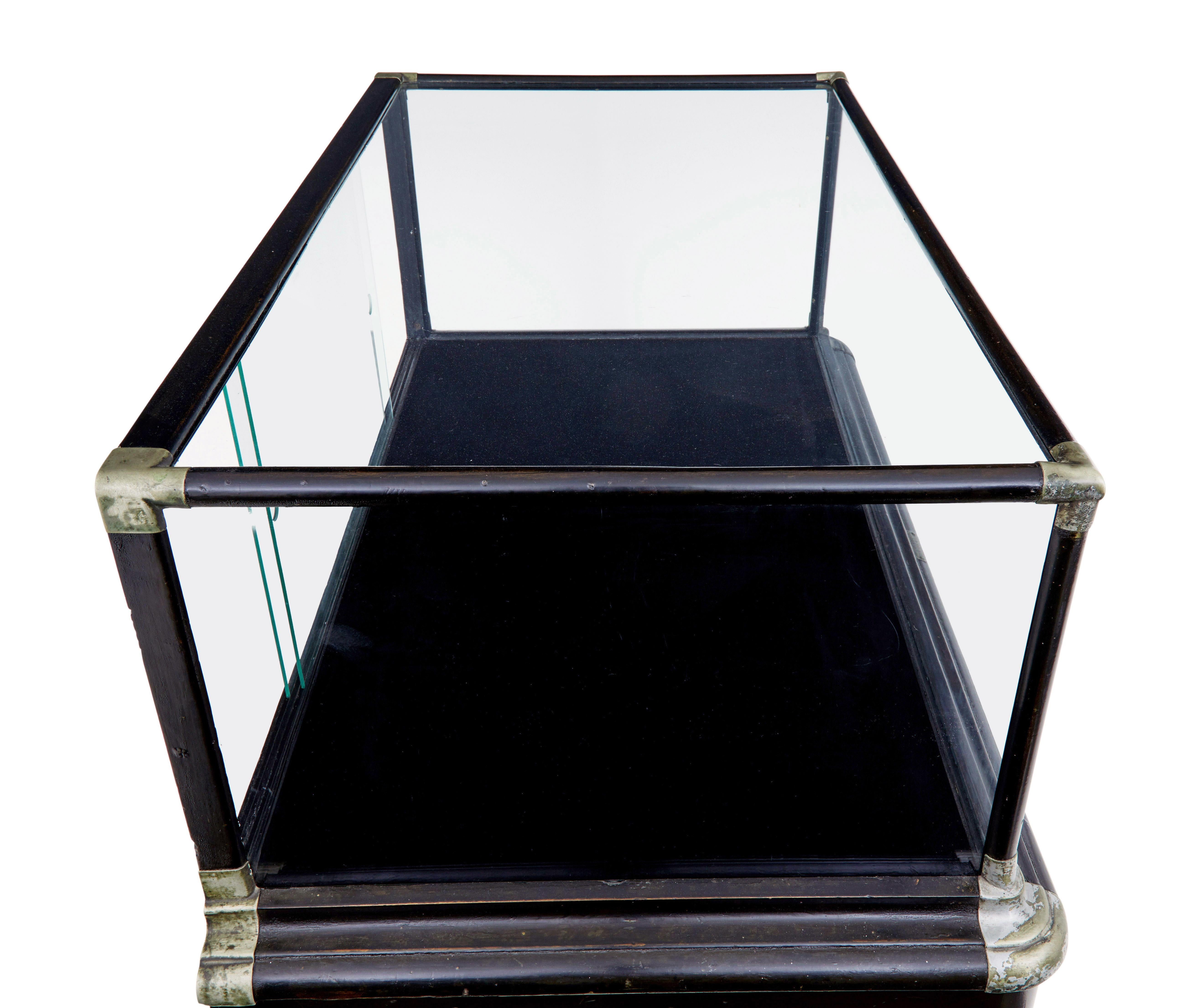 Glass Early 20th century American display cabinet by Quincy showcase works Illinois For Sale