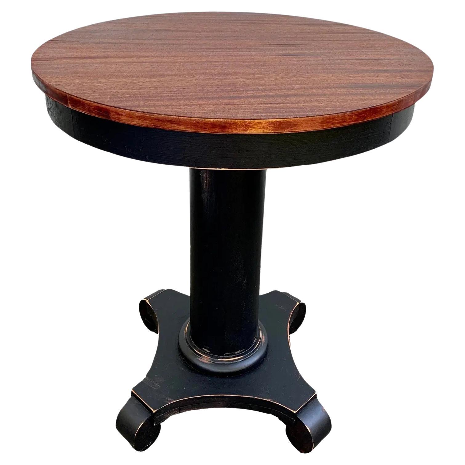 Early 20th Century American Empire Mahogany Pedestal Side Table For Sale