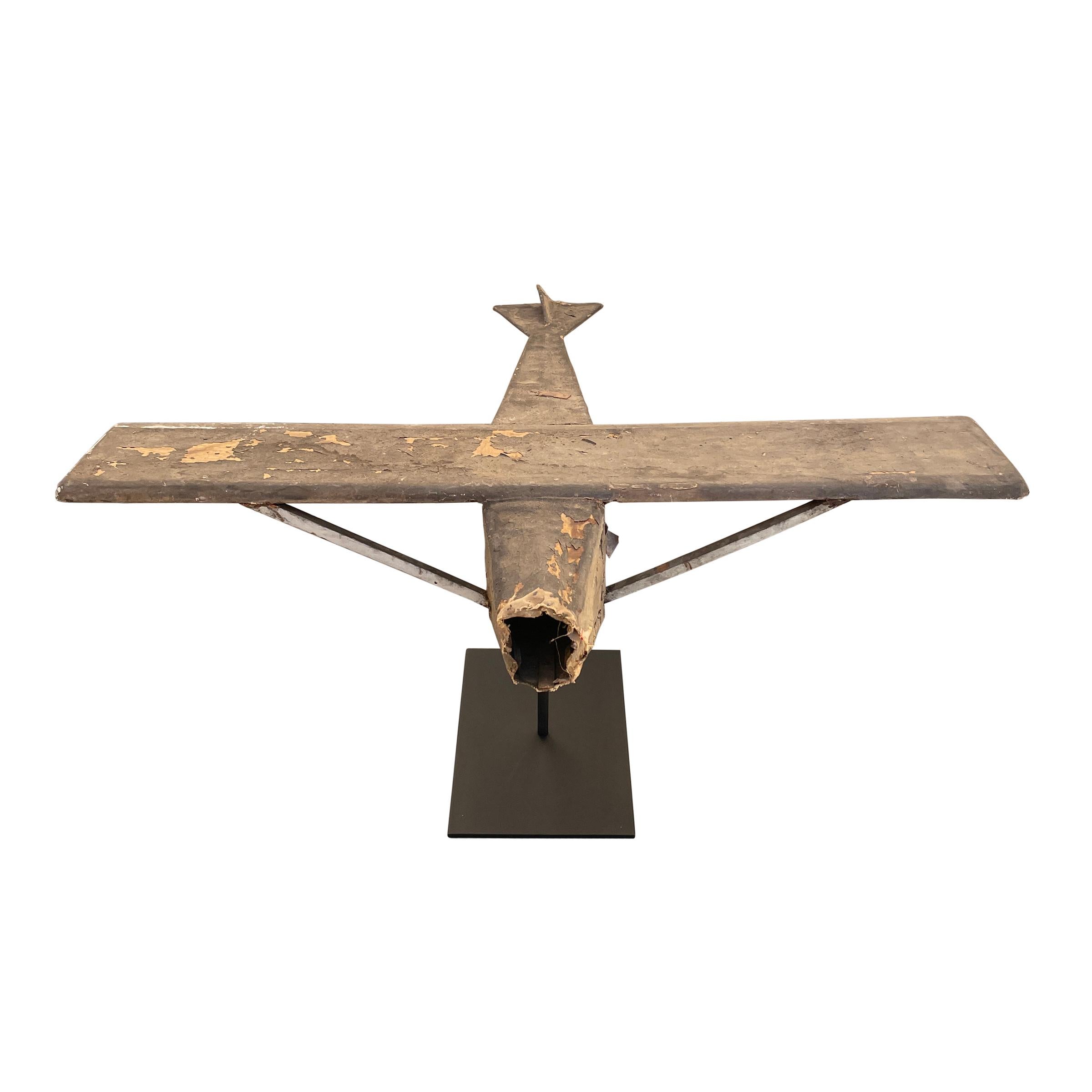 Early 20th Century American Folk Art Bush Plane Model on Custom Mount In Good Condition For Sale In Chicago, IL