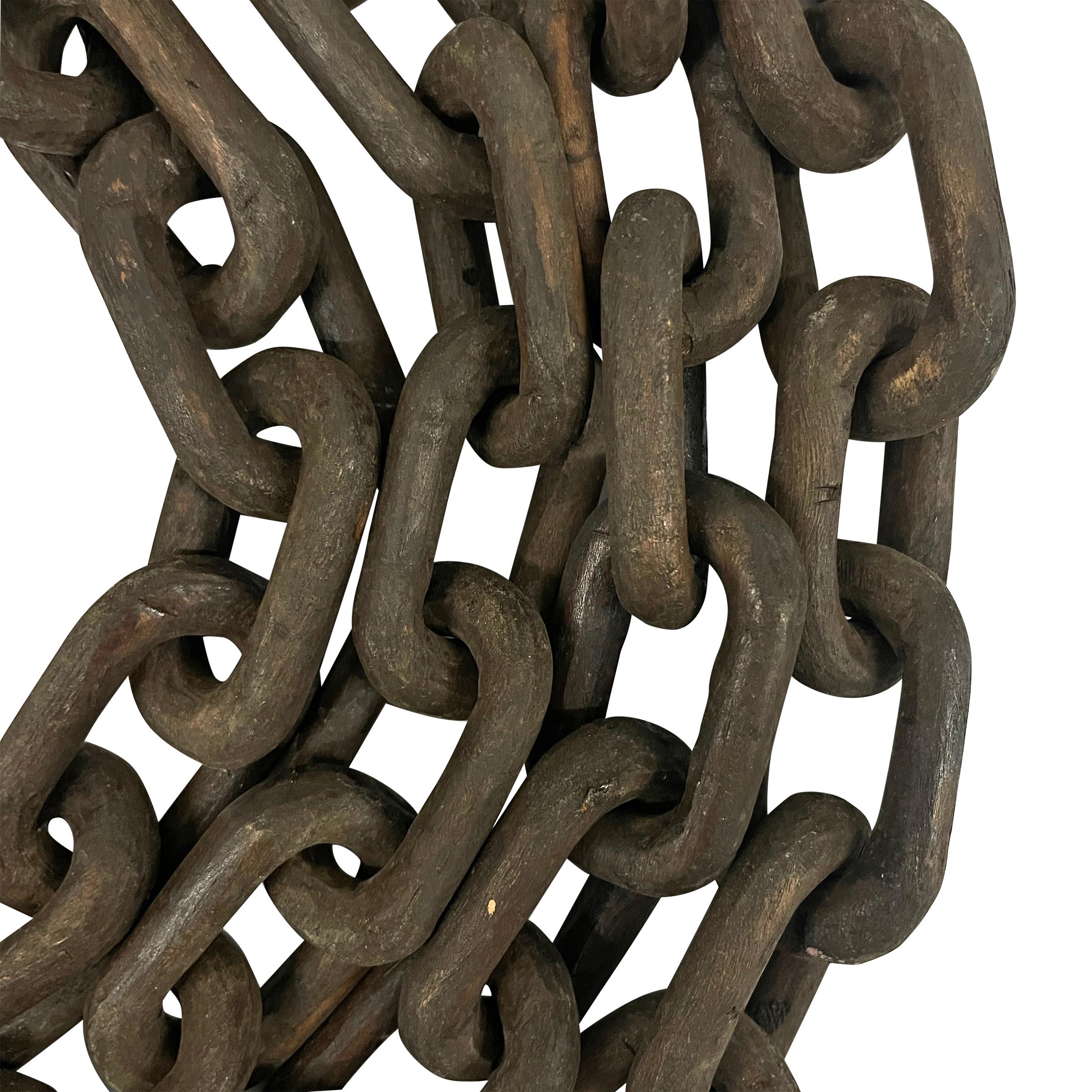 Chaîne en bois sculpté d'art populaire américain du début du XXe siècle Bon état à Chicago, IL