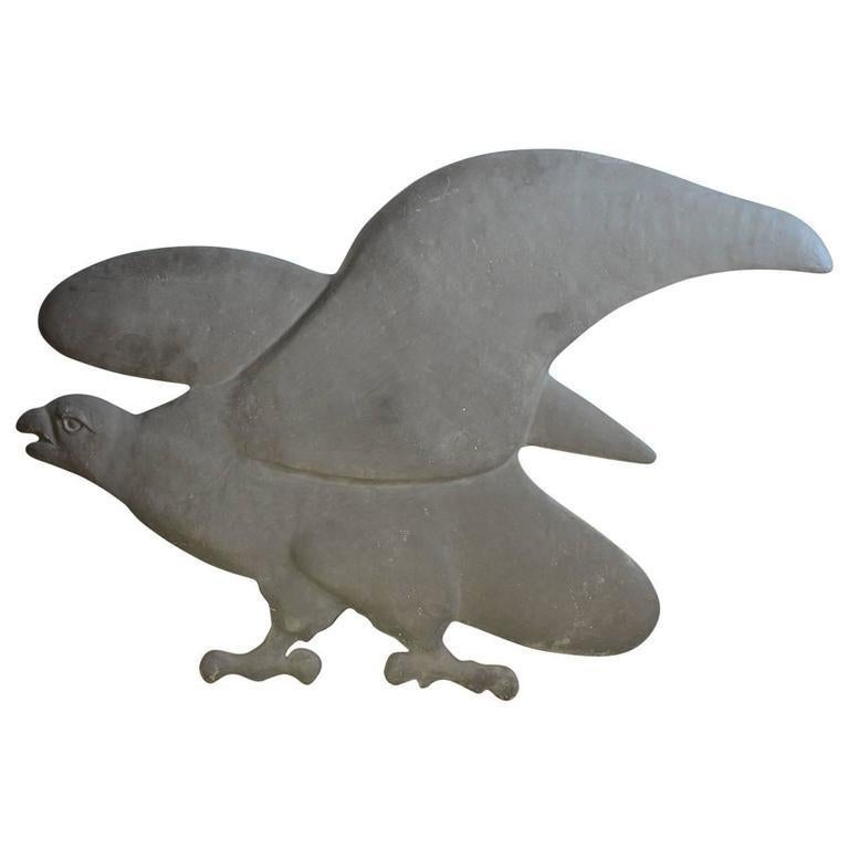 Industrial Early 20th Century American Gray Cast Iron Eagle For Sale