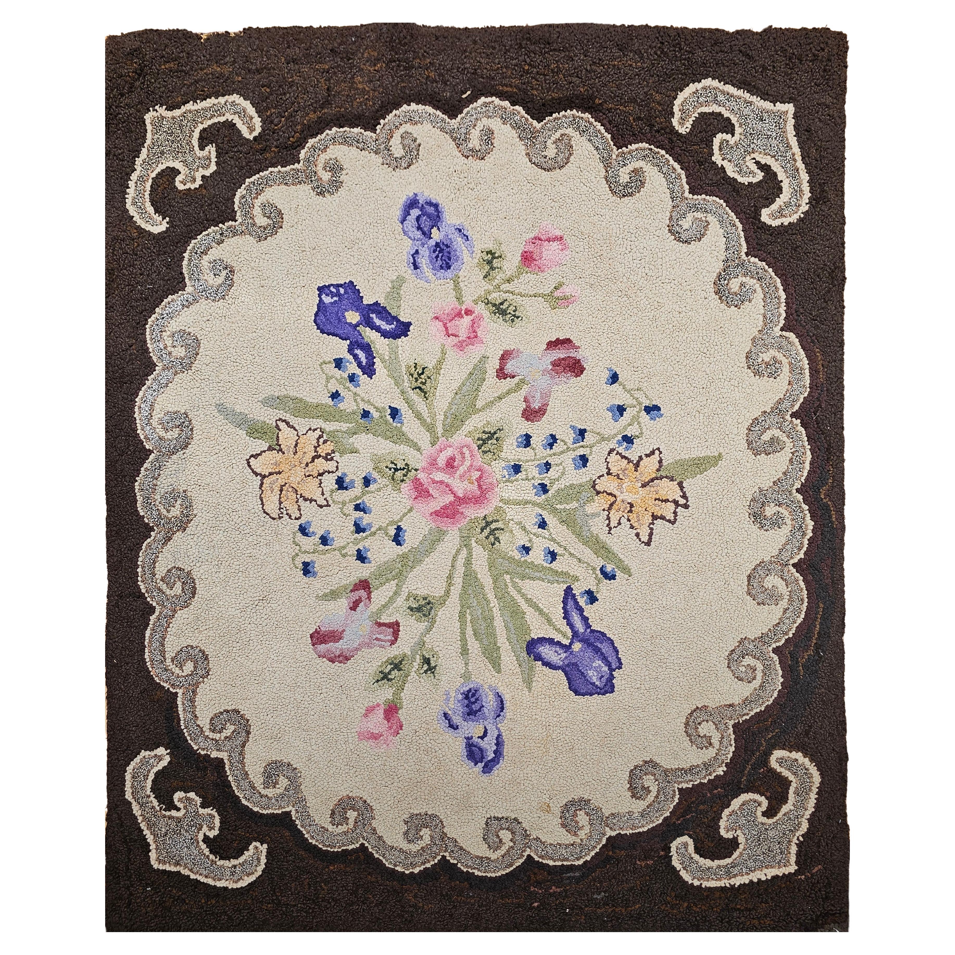 Early 20th Century American Hand Hooked Rug For Sale