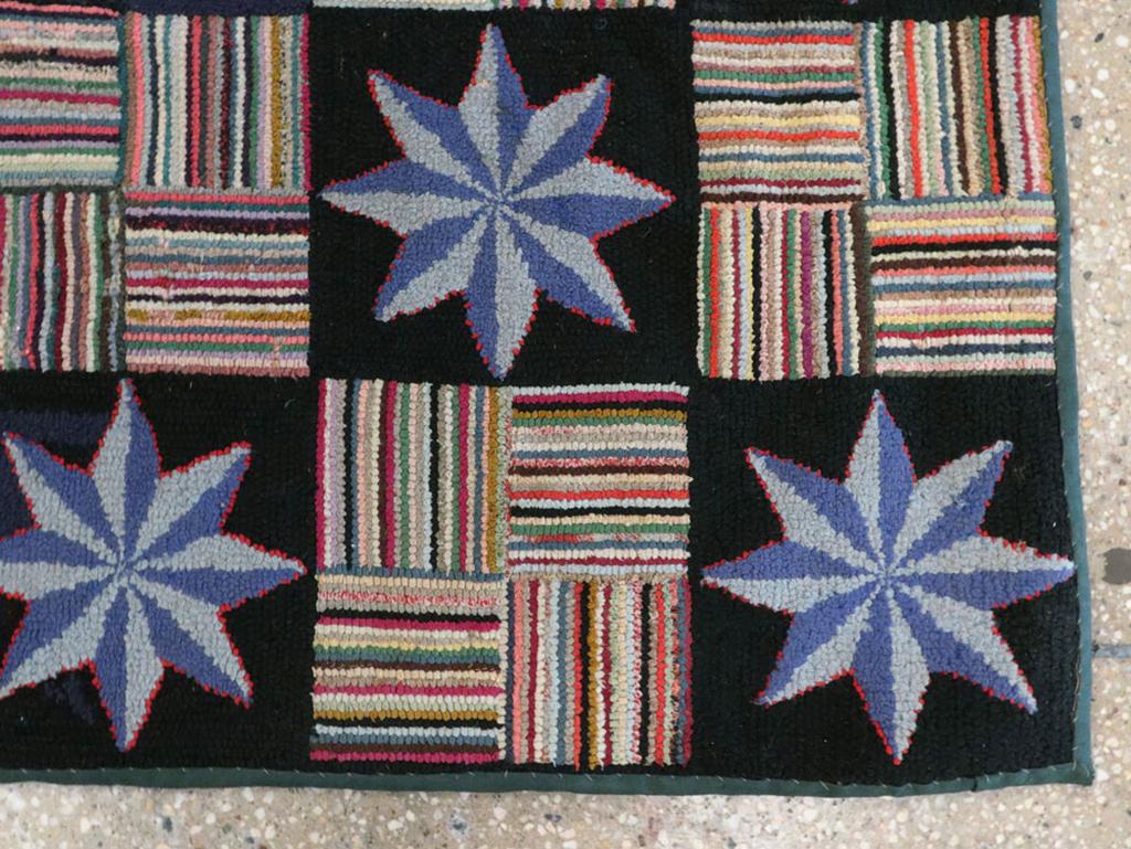Tapis à crochets américain du début du 20e siècle Excellent état - En vente à New York, NY