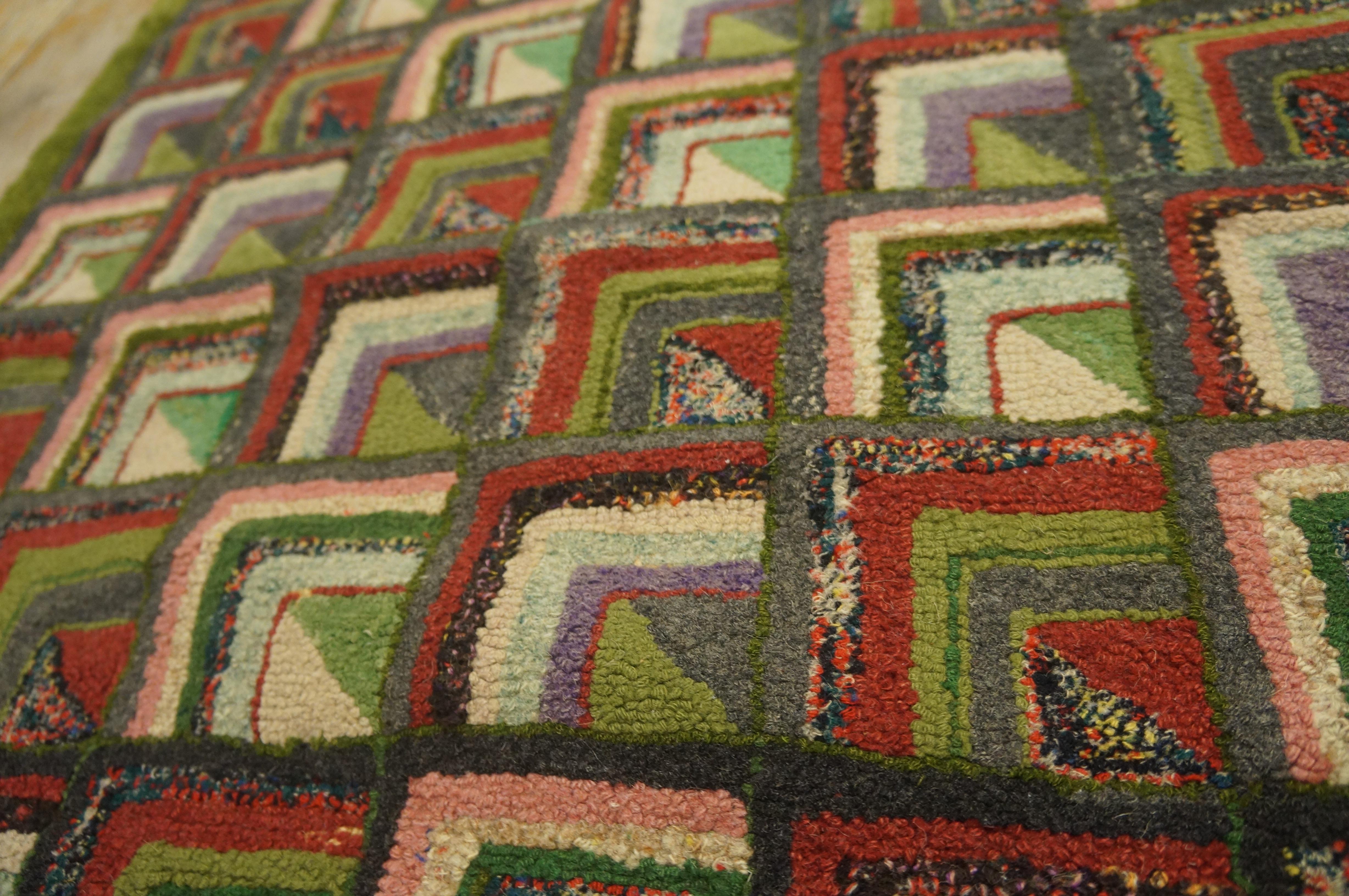 Early 20th Century American Hooked Rug ( 2'2