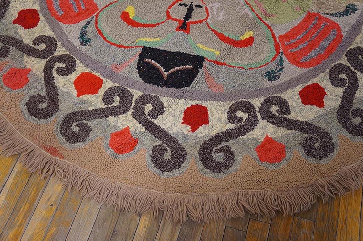 Hand-Woven Early 20th Century American Hooked Rug ( 6'2