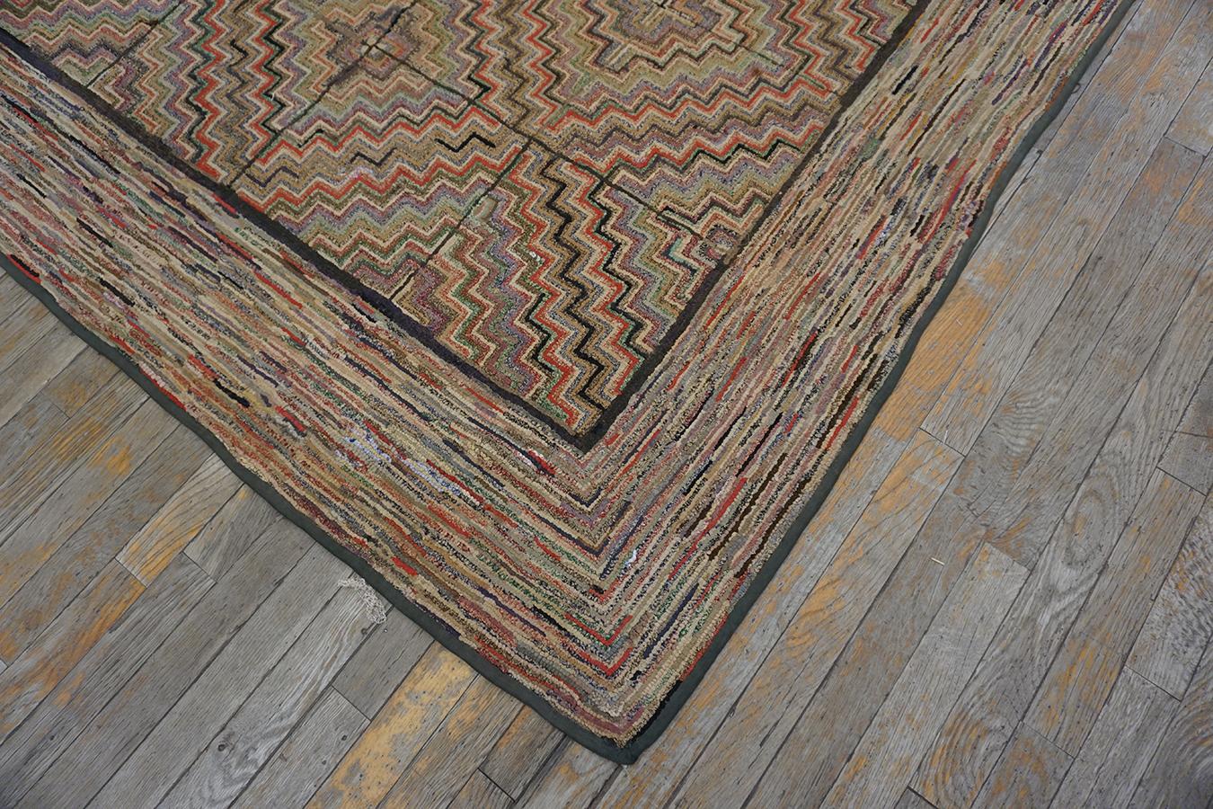 Early 20th Century American Hooked Rug  For Sale 5