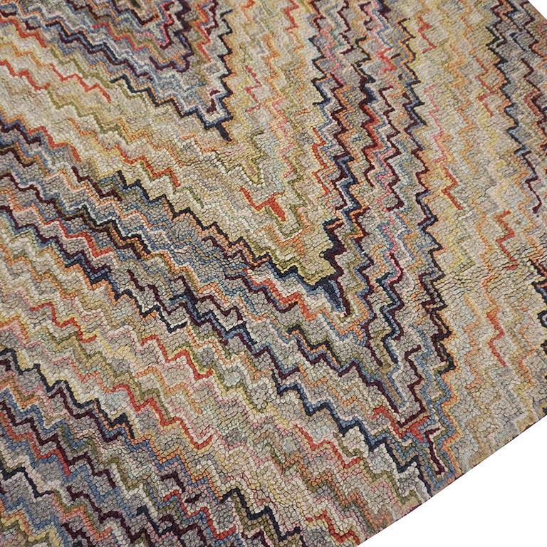 Early 20th Century American Hooked Rug For Sale 10