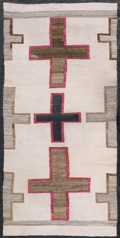 Early 20th Century American Navajo Carpet ( 2'6" x 4'6" - 75 x 145 )
