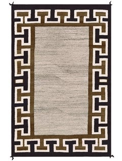 Amerikanischer Navajo-Teppich des frühen 20. Jahrhunderts 3' 2"x4' 9"
