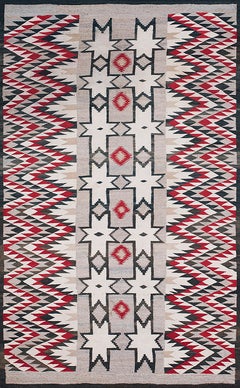 Early 20th Century American Navajo Carpet ( 3'8" x 5'10" - 112 x 178 )