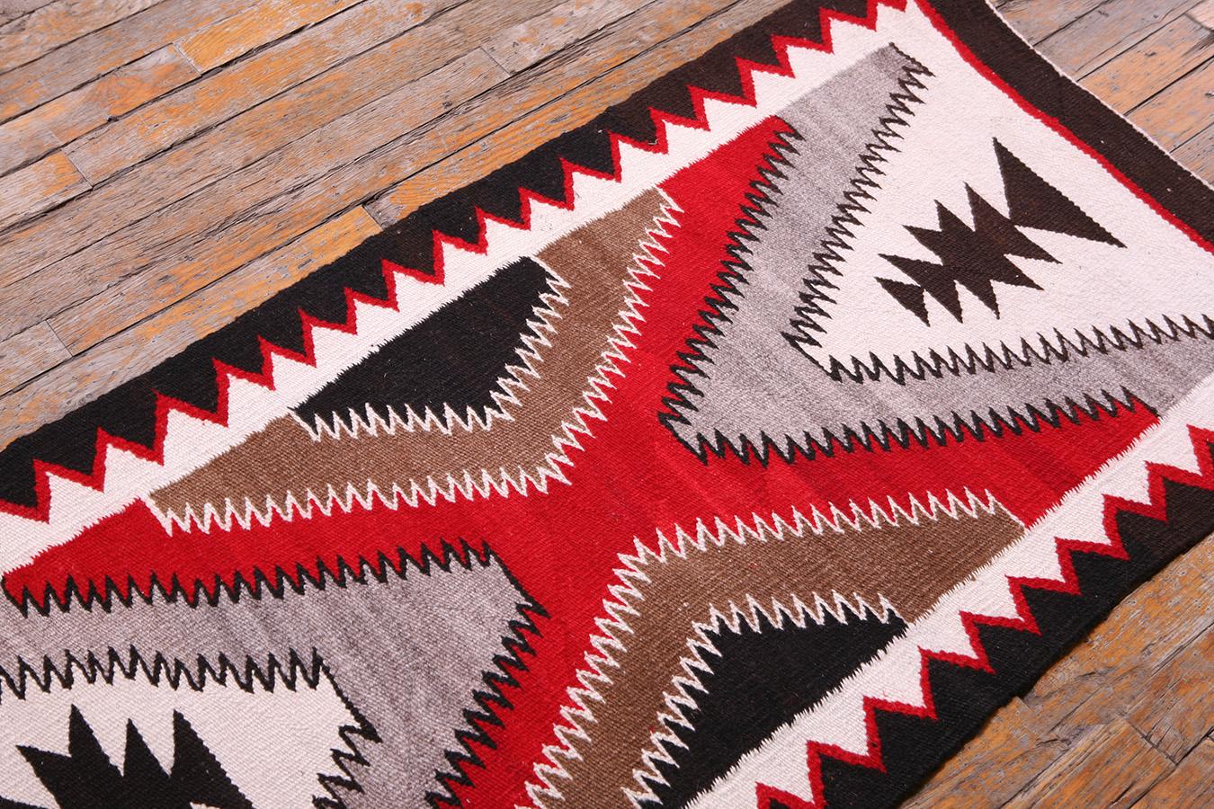 Mid-20th Century Early 20th Century American Navajo Carpet ( 2'2