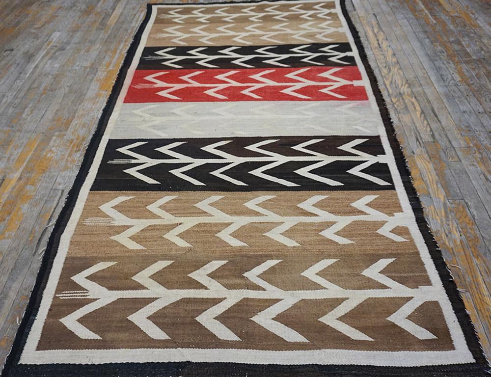 Hand-Woven  Early 20th Century American Navajo Carpet with Corn Design 4'6'' x 8'8'' For Sale