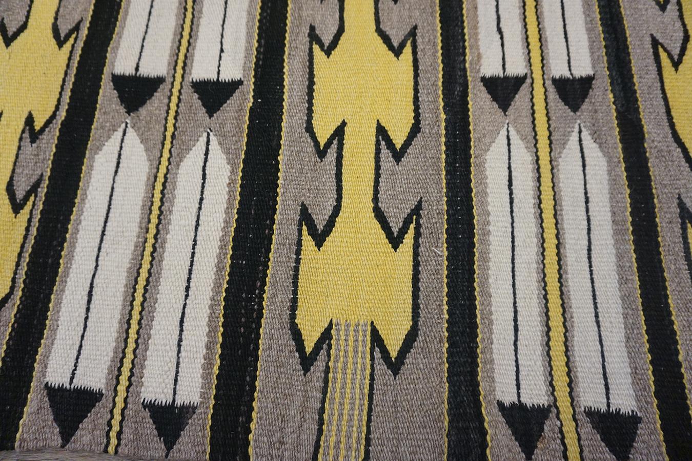 Early 20th Century American Navajo Carpet with Corn Design For Sale 7