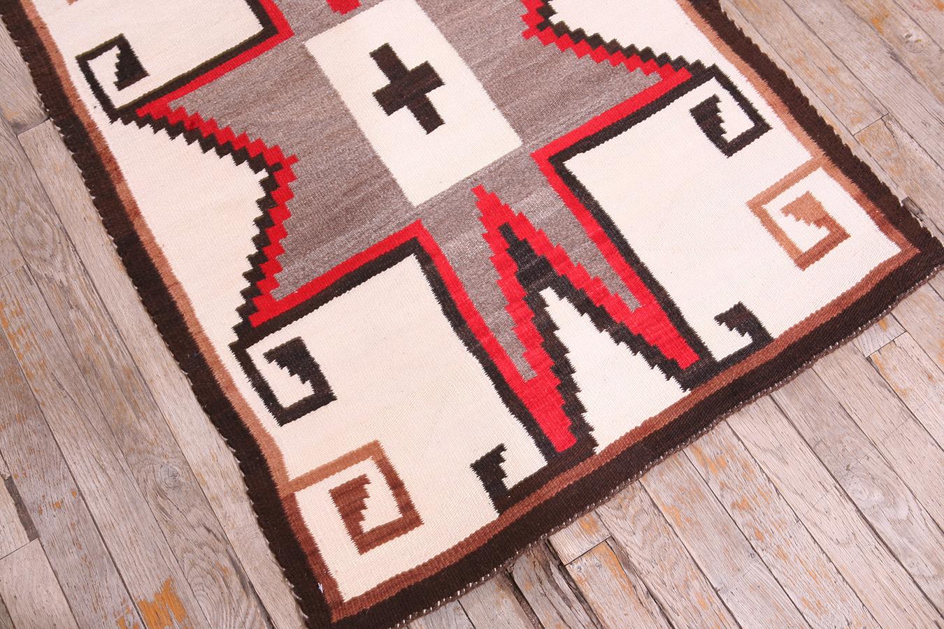 Early 20th Century American Navajo Crystal Rug For Sale 7