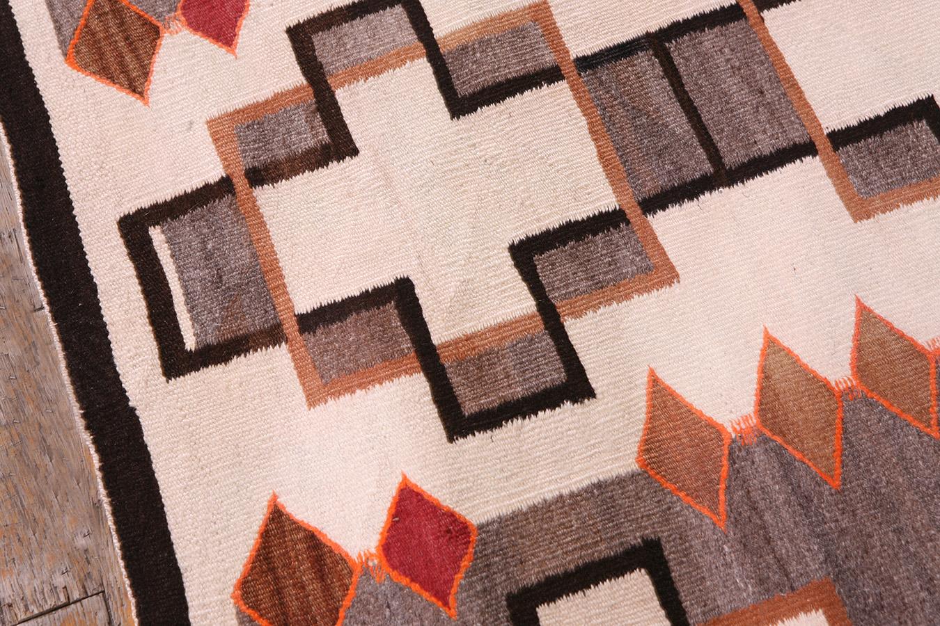 Early 20th Century American Navajo Crystal Rug For Sale 8
