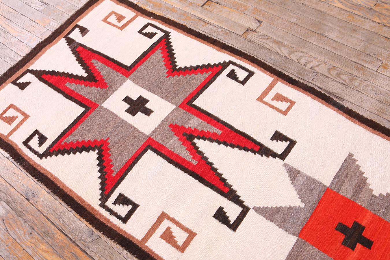 Hand-Woven Early 20th Century American Navajo Crystal Rug For Sale