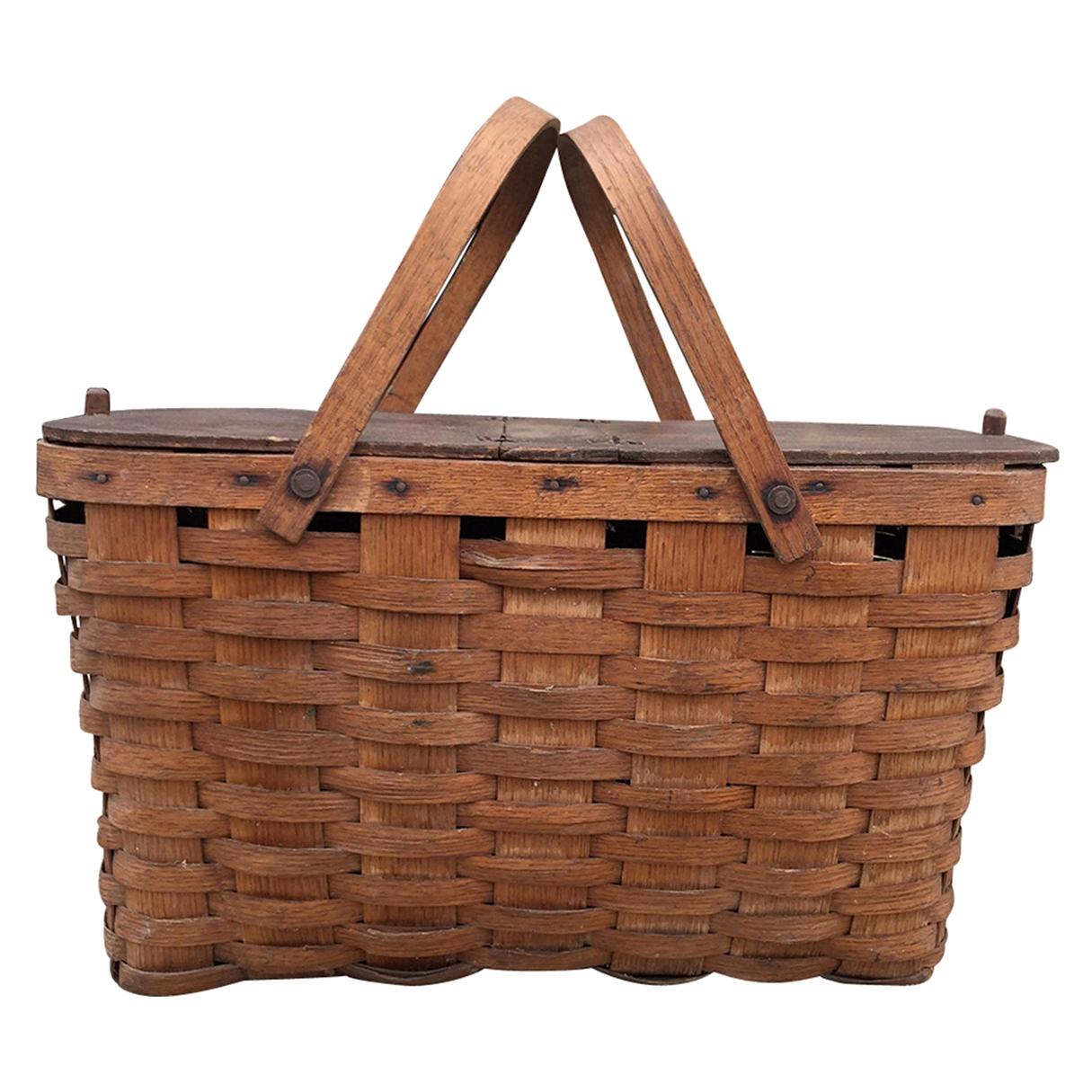 Early 20th Century American Picnic Basket