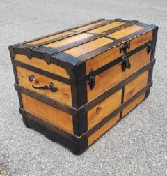 Early 20th Century American Rolling Pine Blanket Chest Storage Trunk
