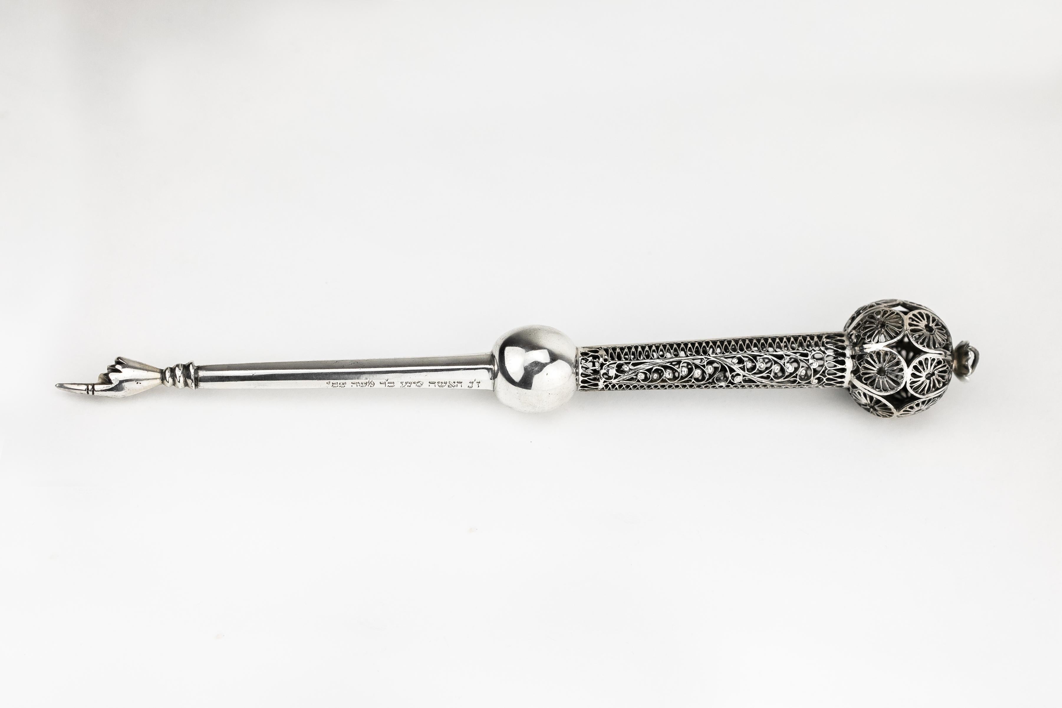 Early 20th Century American Silver Torah Pointer In Excellent Condition In New York, NY