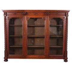 Early 20th Century American Solid Oak Bookcase Berkey and Gay Manufacturer