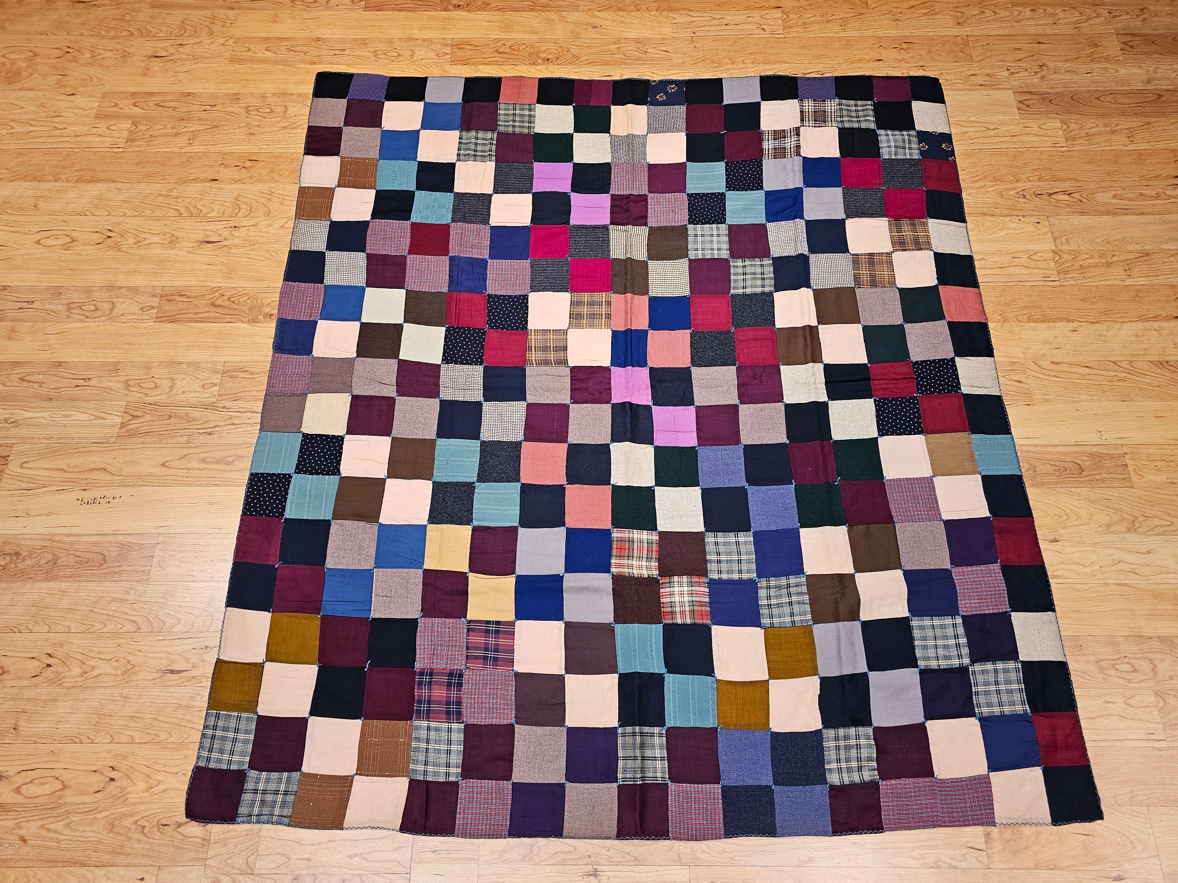 Amerikanische quadratische Patchwork-Steppdecke des frühen 20. Jahrhunderts 1