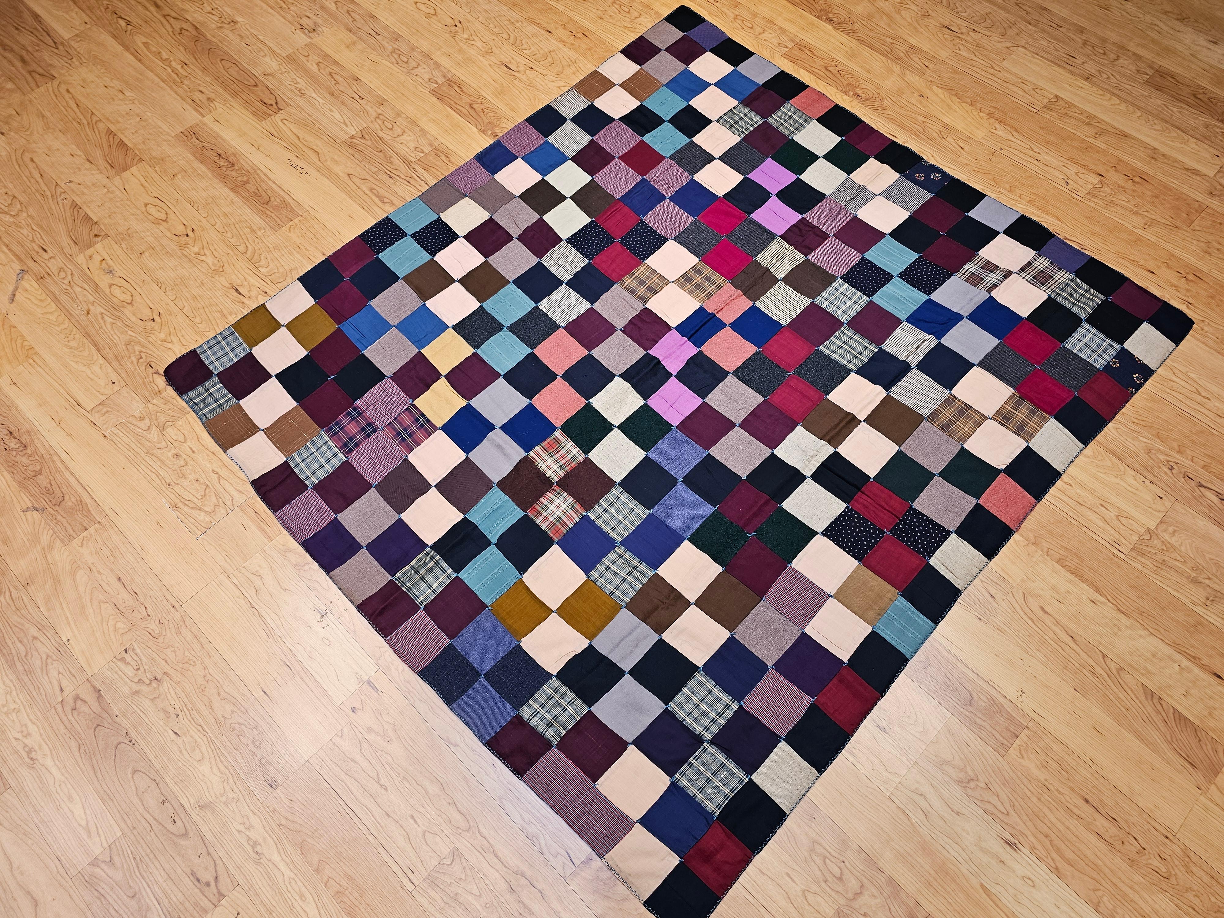 Amerikanische quadratische Patchwork-Steppdecke des frühen 20. Jahrhunderts 2