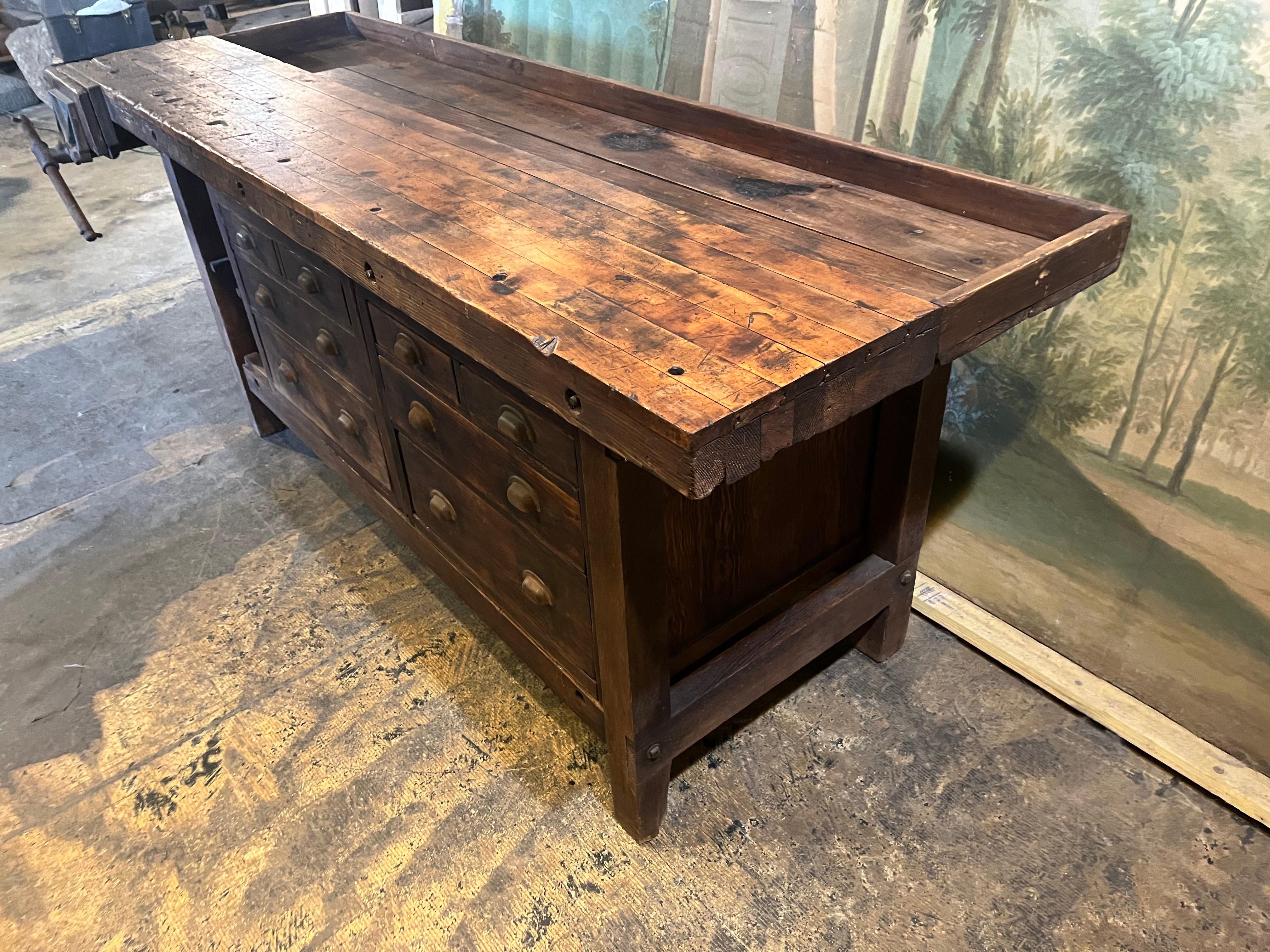 Early 20th Century American Work Bench In Good Condition In Round Top, TX
