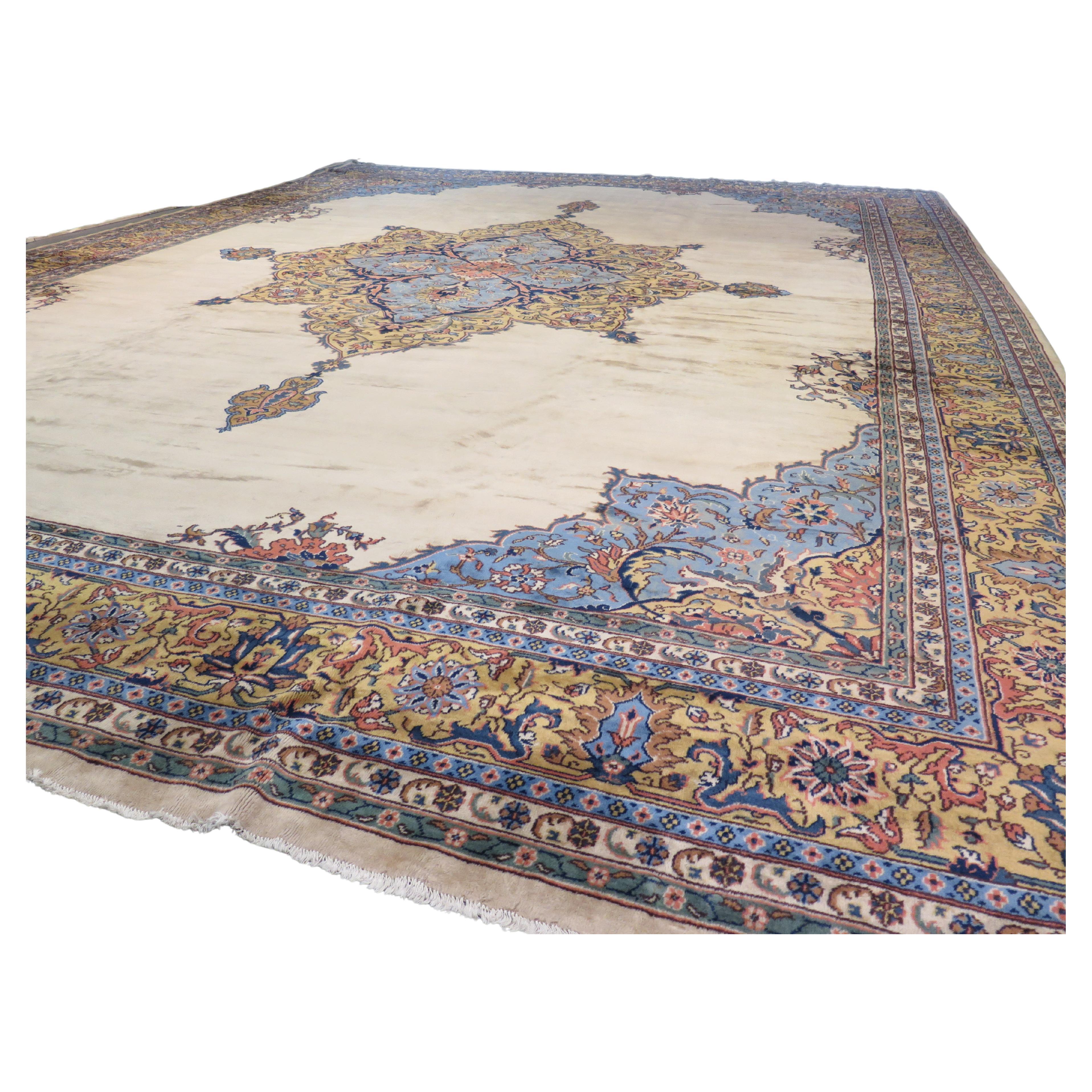 Early 20th Century Anatolian Carpet For Sale