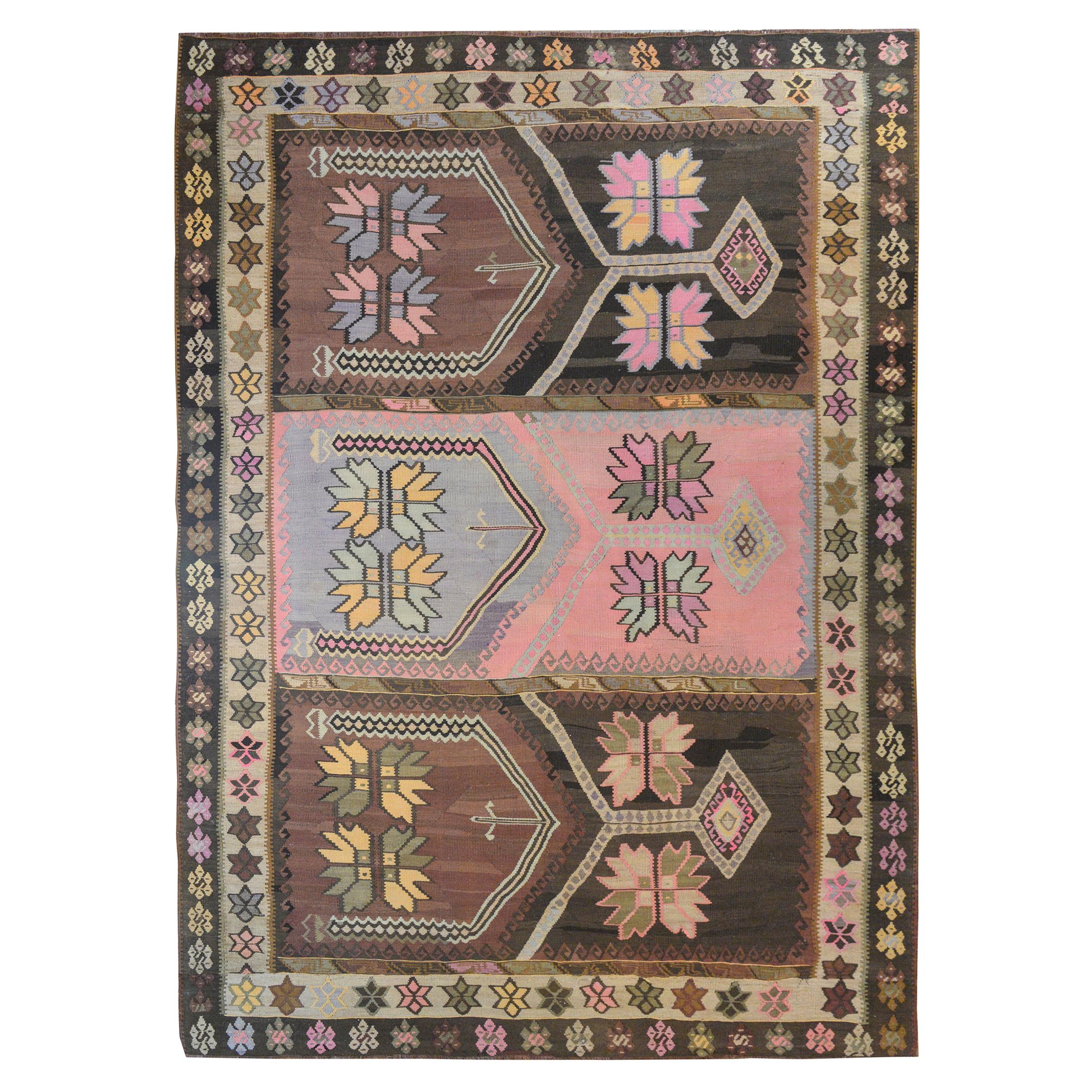 Early 20th Century Anatolian Kilim Rug For Sale