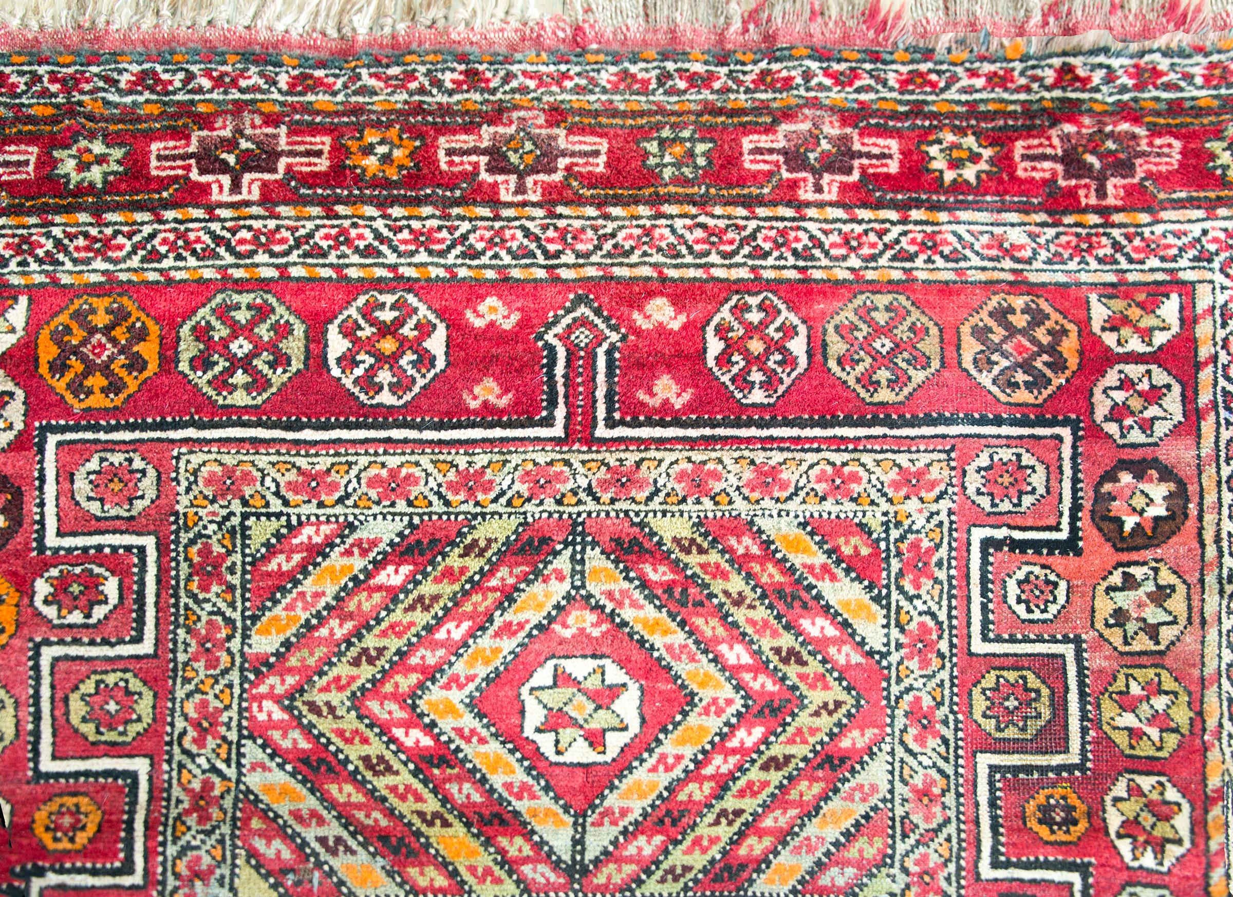 Anatolischer türkischer Teppich des frühen 20. Jahrhunderts im Angebot 2