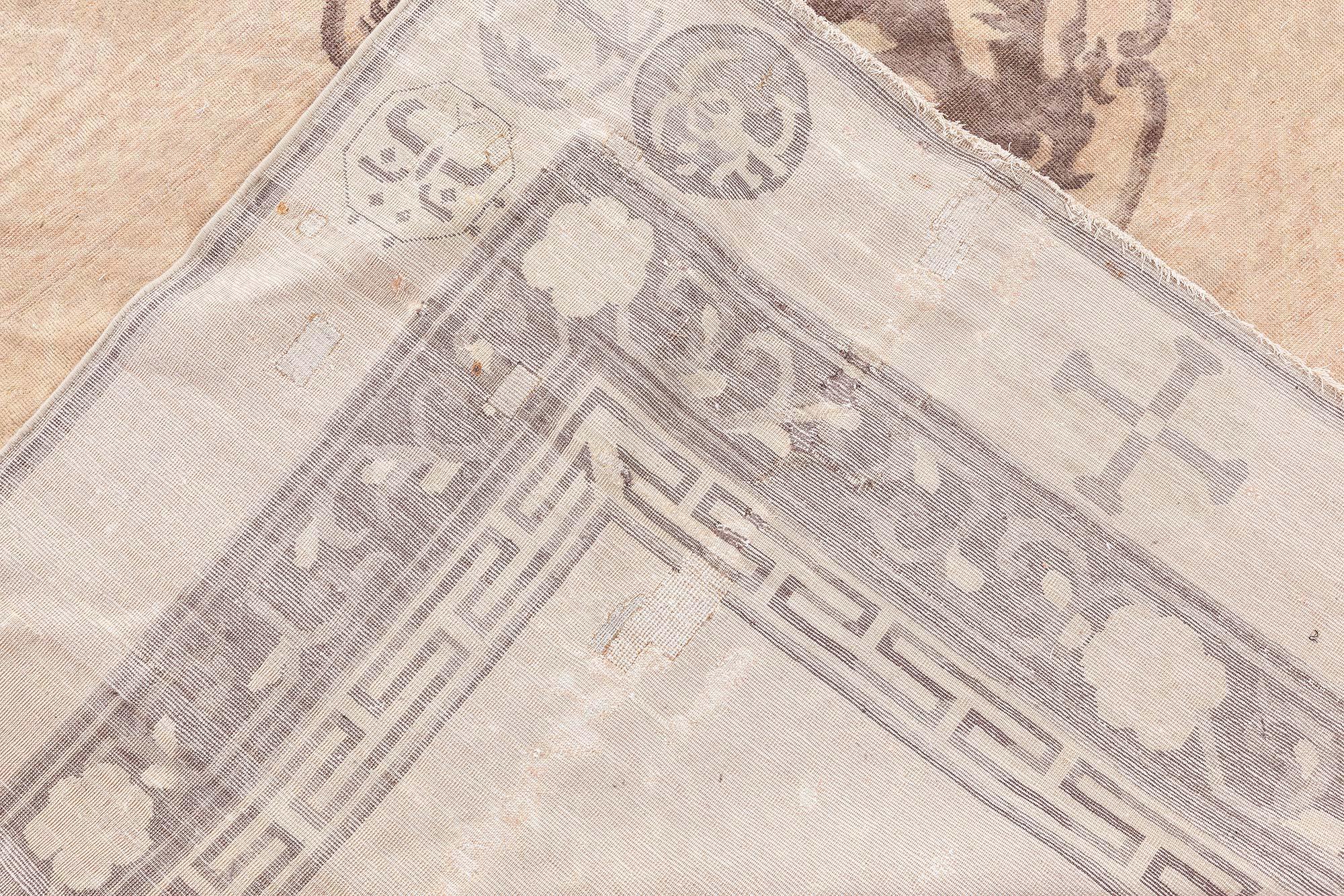 Début du 20e siècle Motifs d'animaux Tapis chinois en laine fait à la main Doris Leslie Blau en vente 3