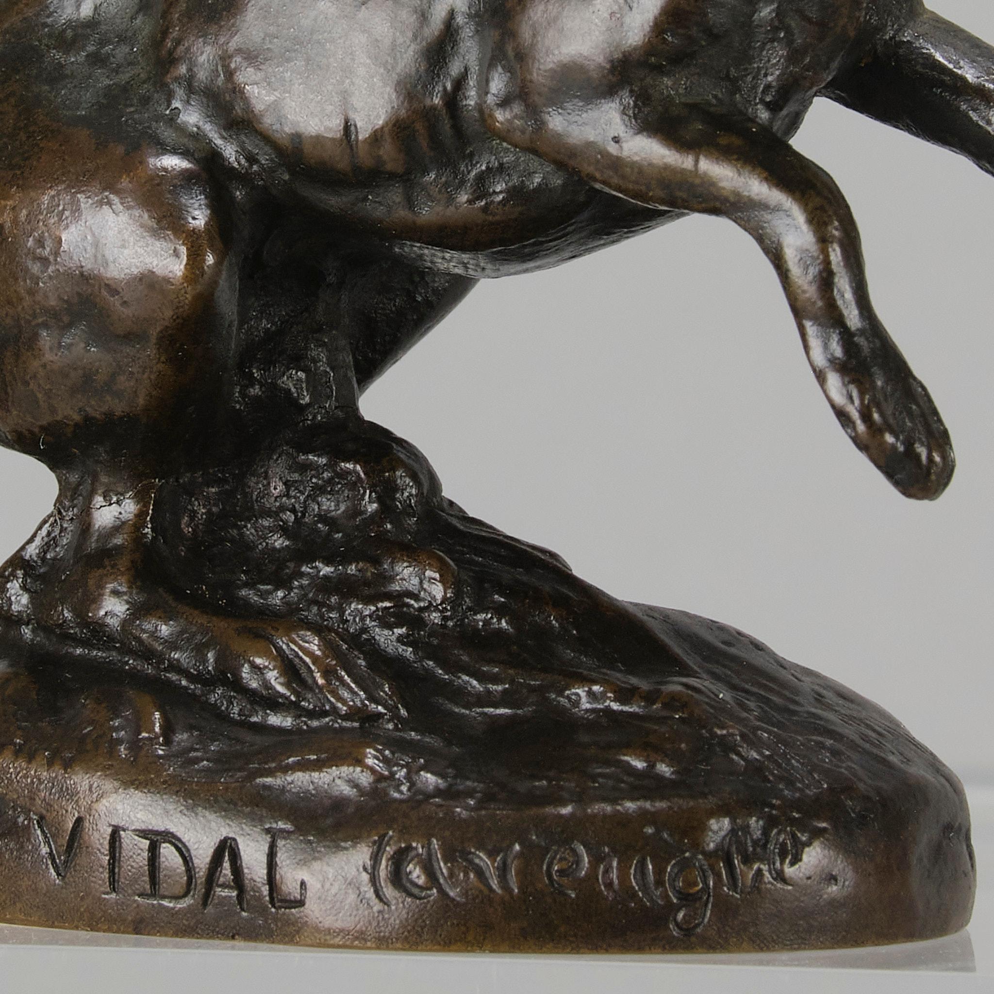Tierier-Bronze des frühen 20. Jahrhunderts mit dem Titel „Leaping Hare“ von Louis Vidal im Angebot 6