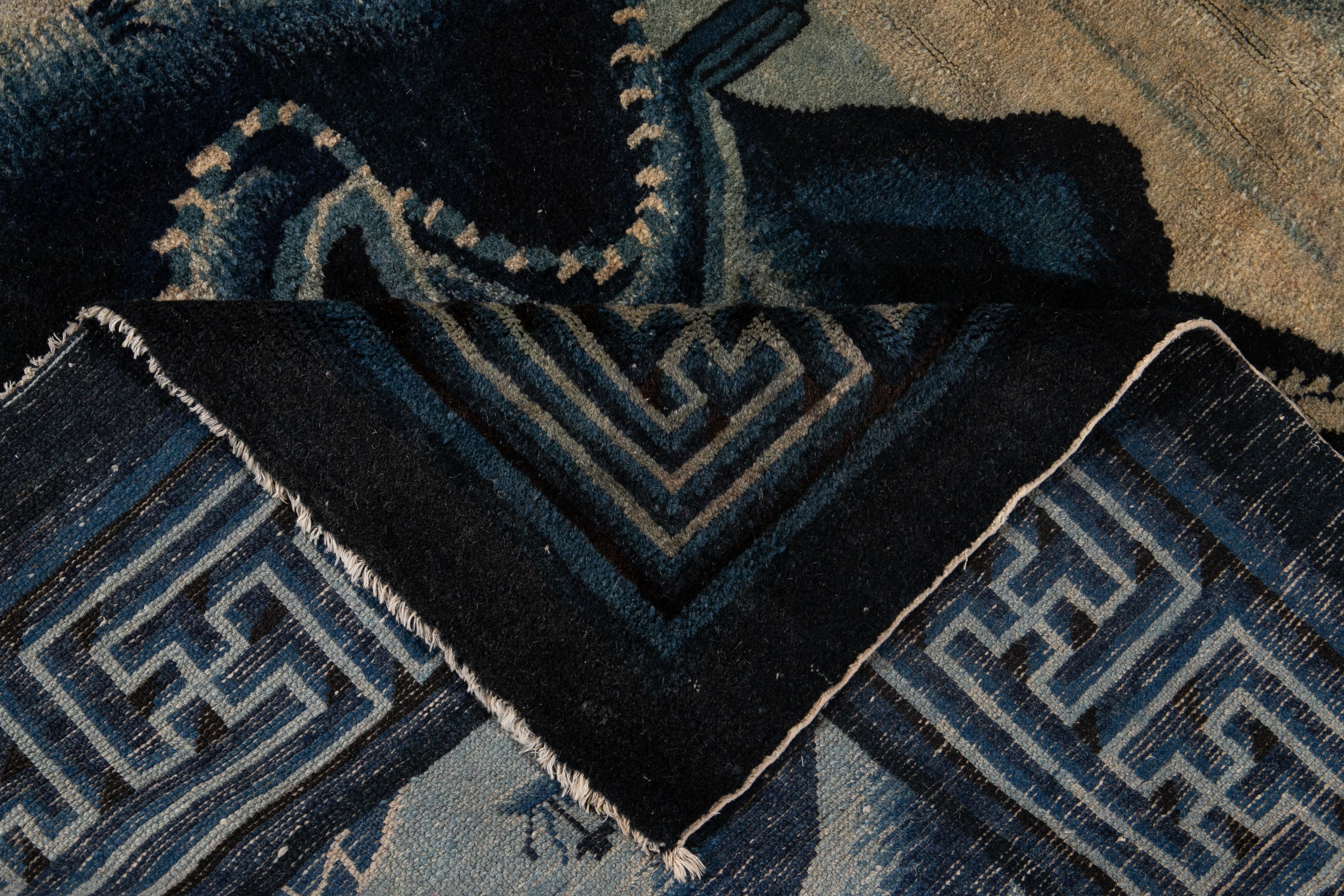 Chinois Tapis carré chinois en laine:: début du 20ème siècle:: ancien Art Déco en vente