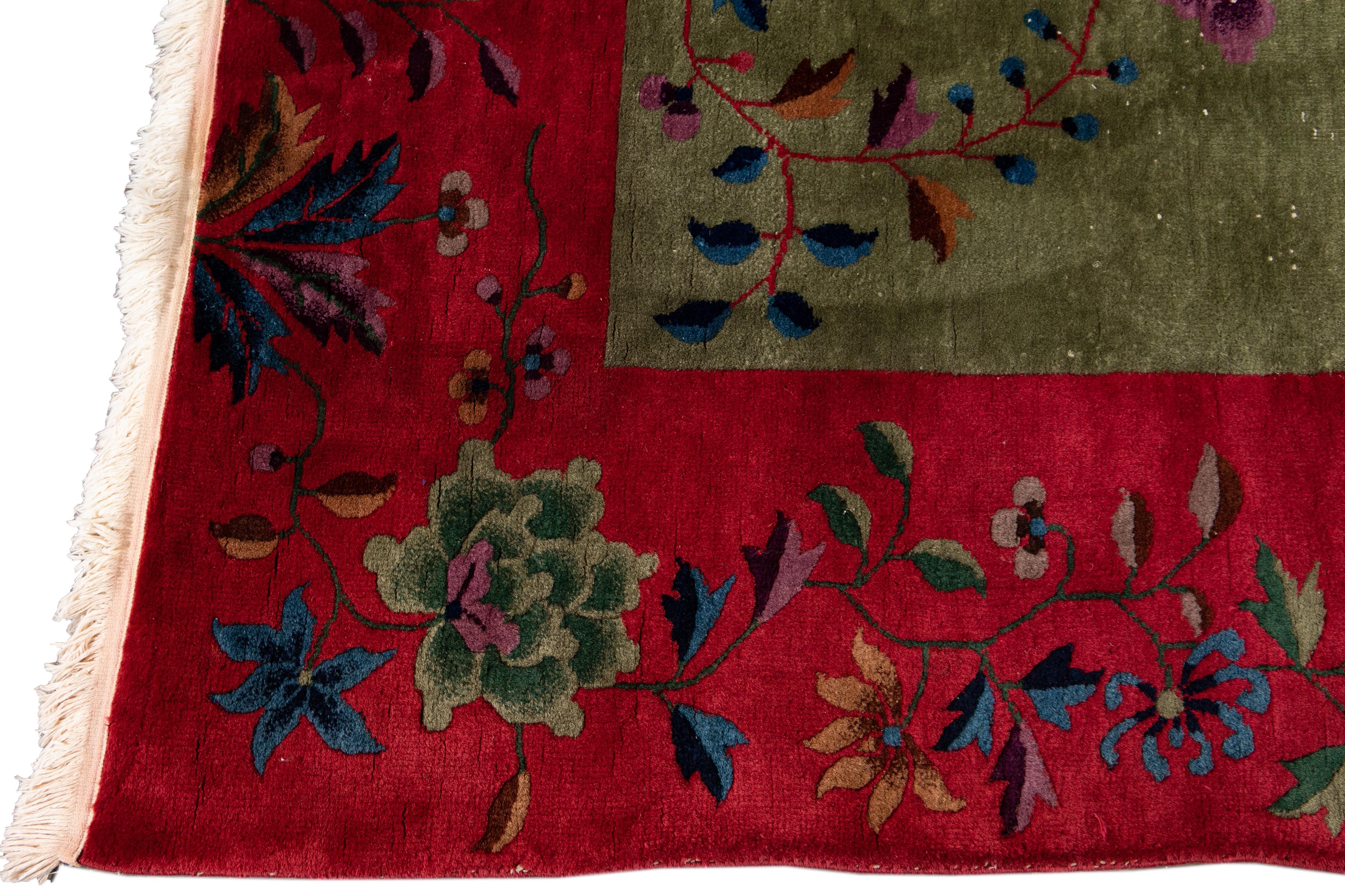 Tapis en laine chinoise Art Déco vert antique 8 pieds 10 pouces X 11 pieds 5 pouces en vente 5