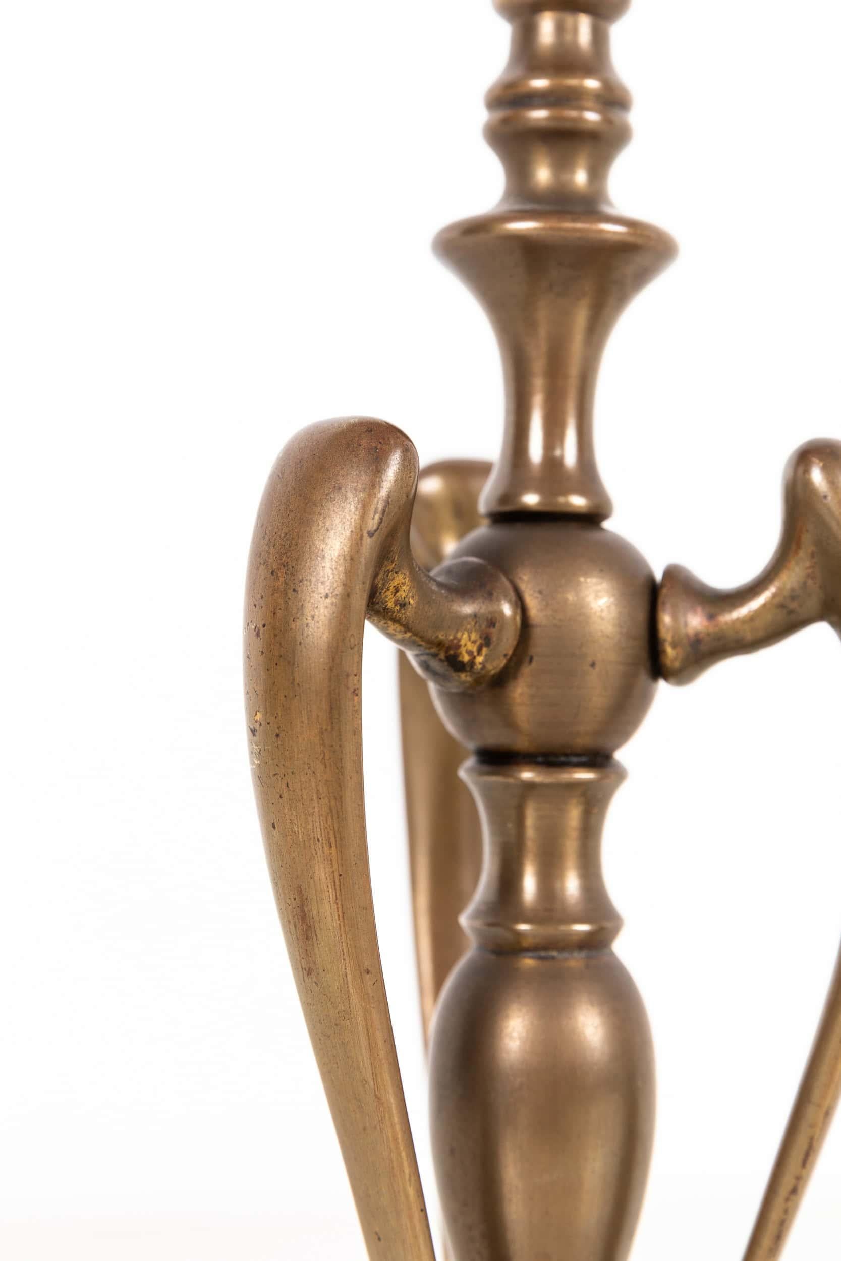 Lámpara antigua de sobremesa de latón dorado Arts & Crafts de principios del siglo XX, c.1910 en venta 2