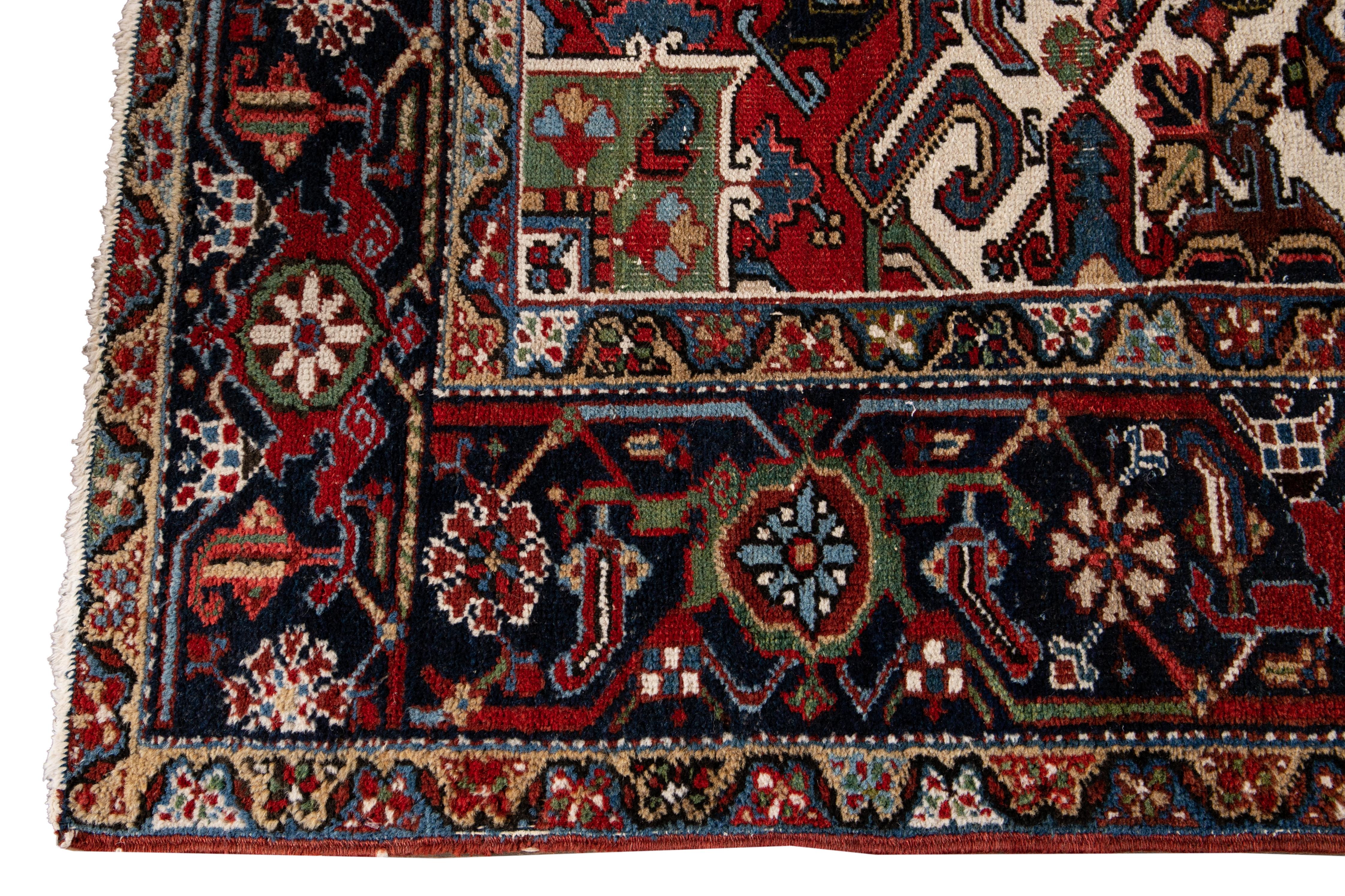 Early 20th Century Antique Heriz Wool Rug For Sale 12