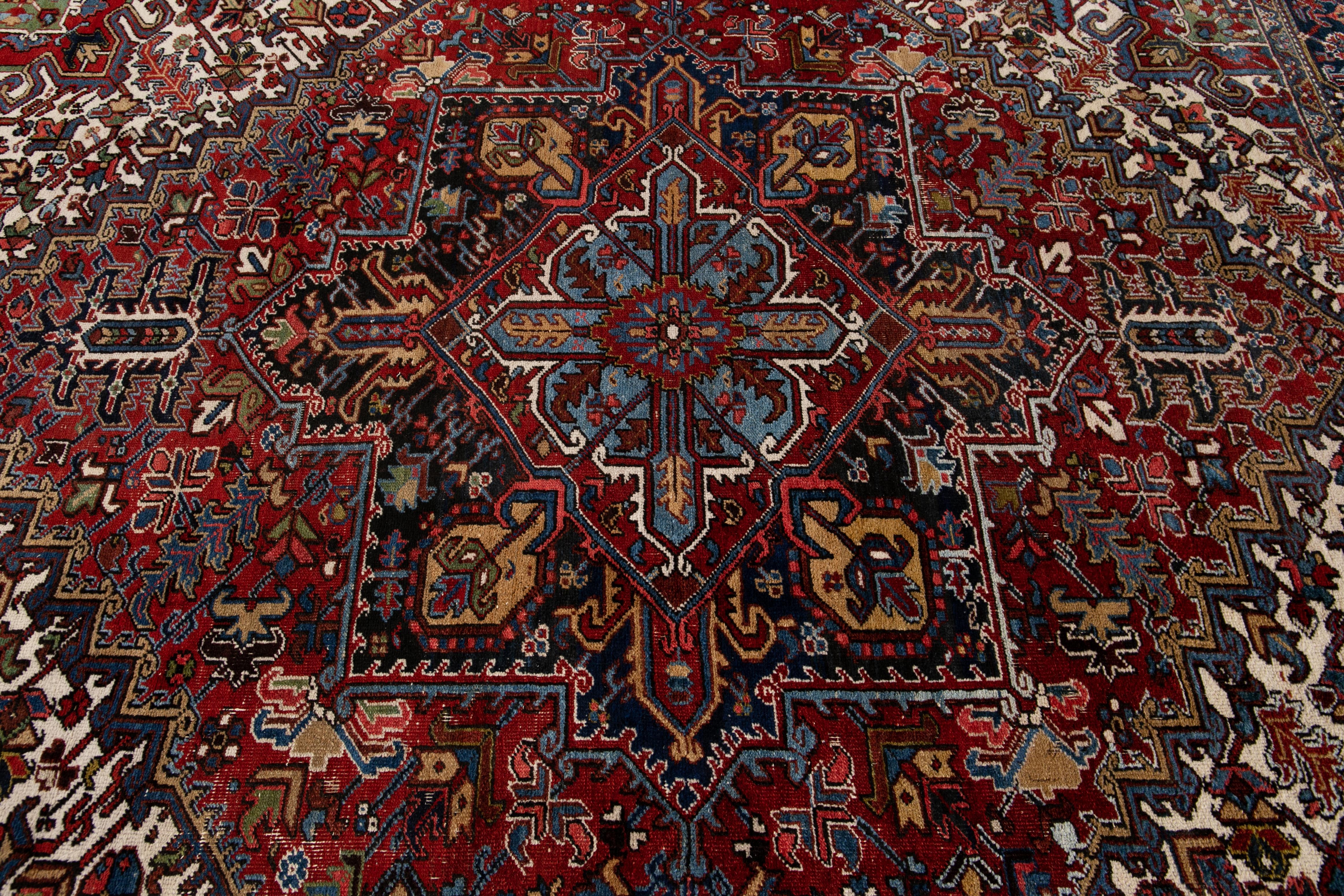 Early 20th Century Antique Heriz Wool Rug For Sale 4