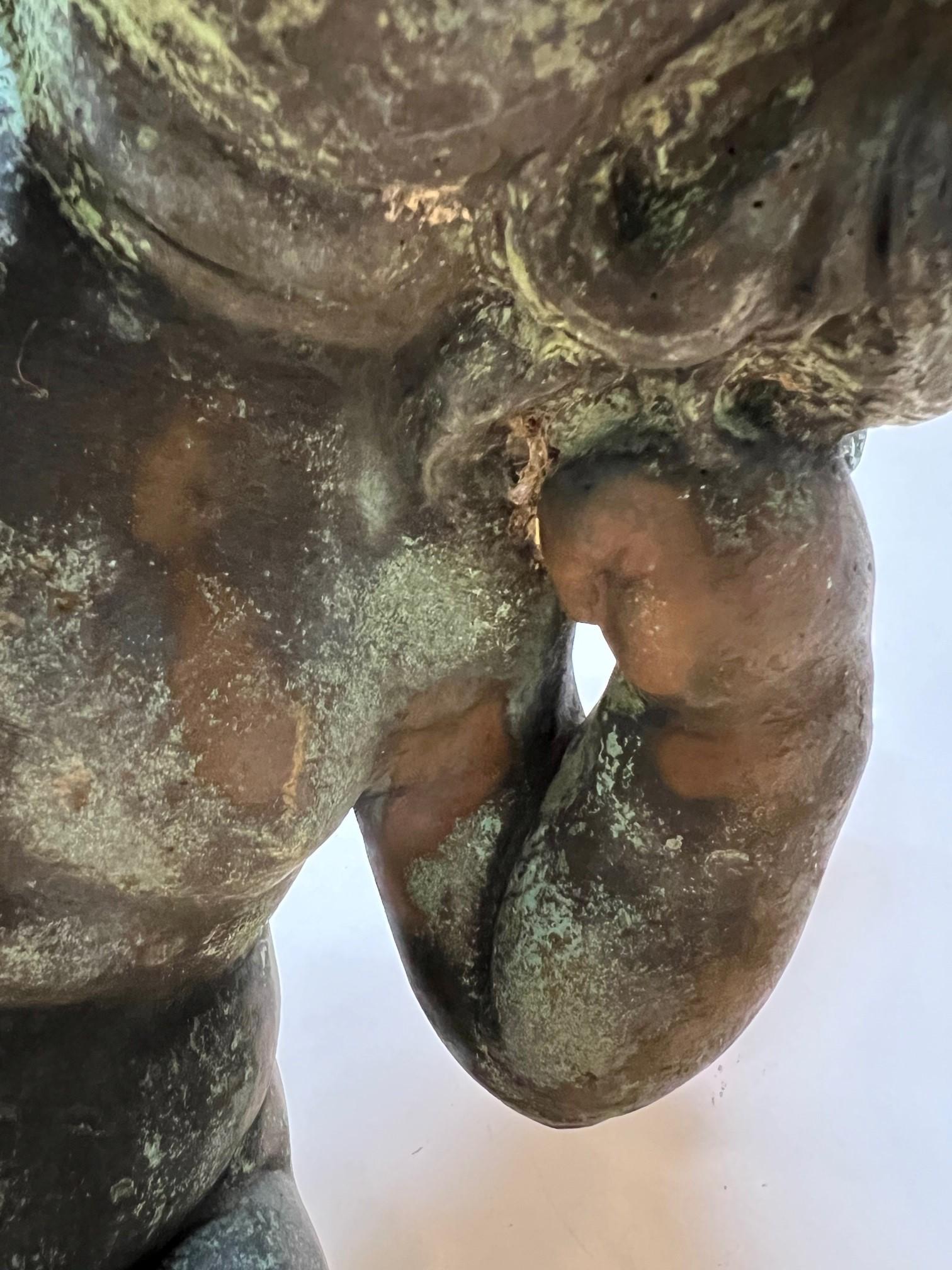 Antike Bronze-boy mit Gänseblümchen-Gartenstatue und Brunnenplatte aus dem frühen 20. Jahrhundert   im Angebot 15