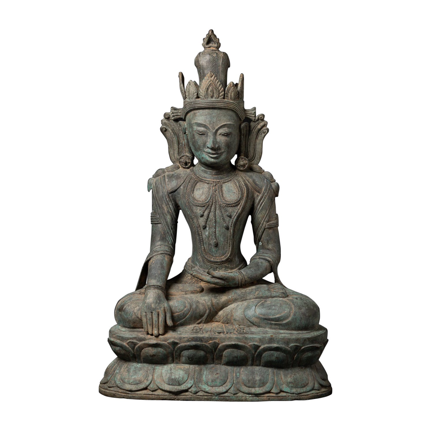 Early 20th century Antique bronze Burmese Buddha statue from Burma For Sale