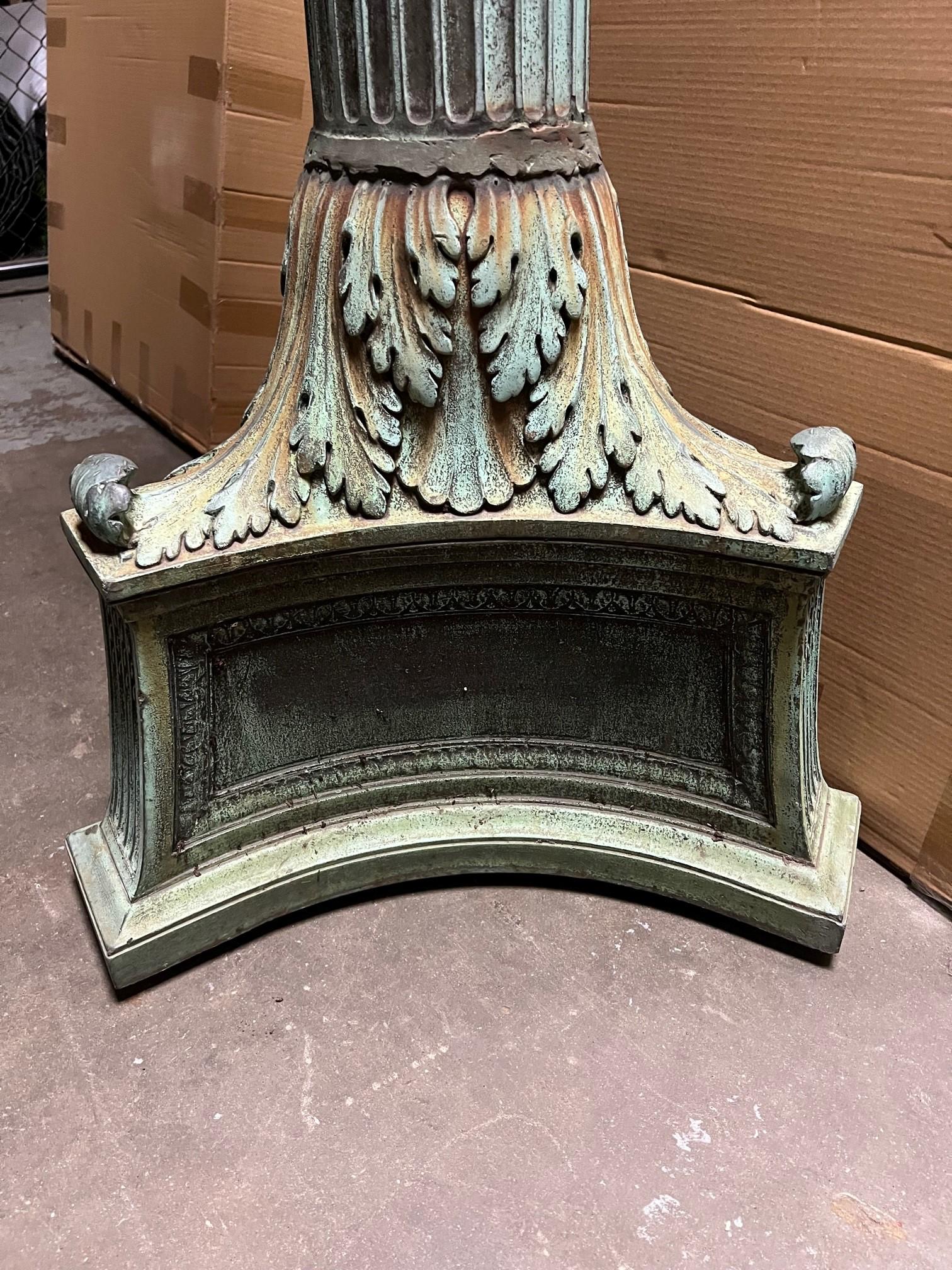 Early 20th Century Antique Bronze Fluted Lamp Post with a Triangular Base.   For Sale 7