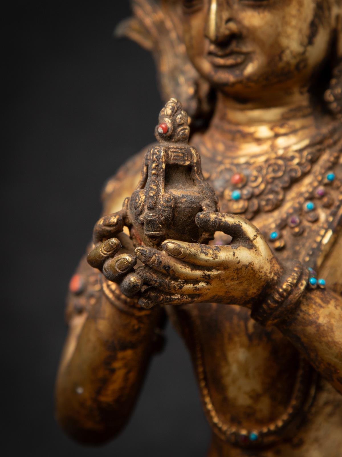Début du 20e siècle Statue népalaise Aparmita Budha en bronze ancien en vente 10