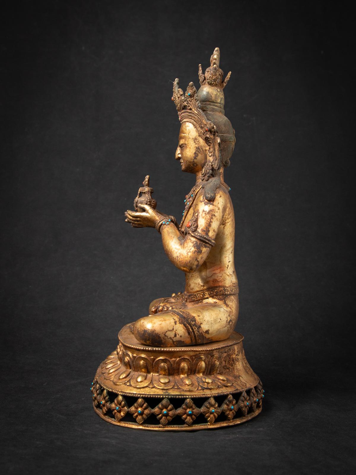 Birman Début du 20e siècle Statue népalaise Aparmita Budha en bronze ancien en vente