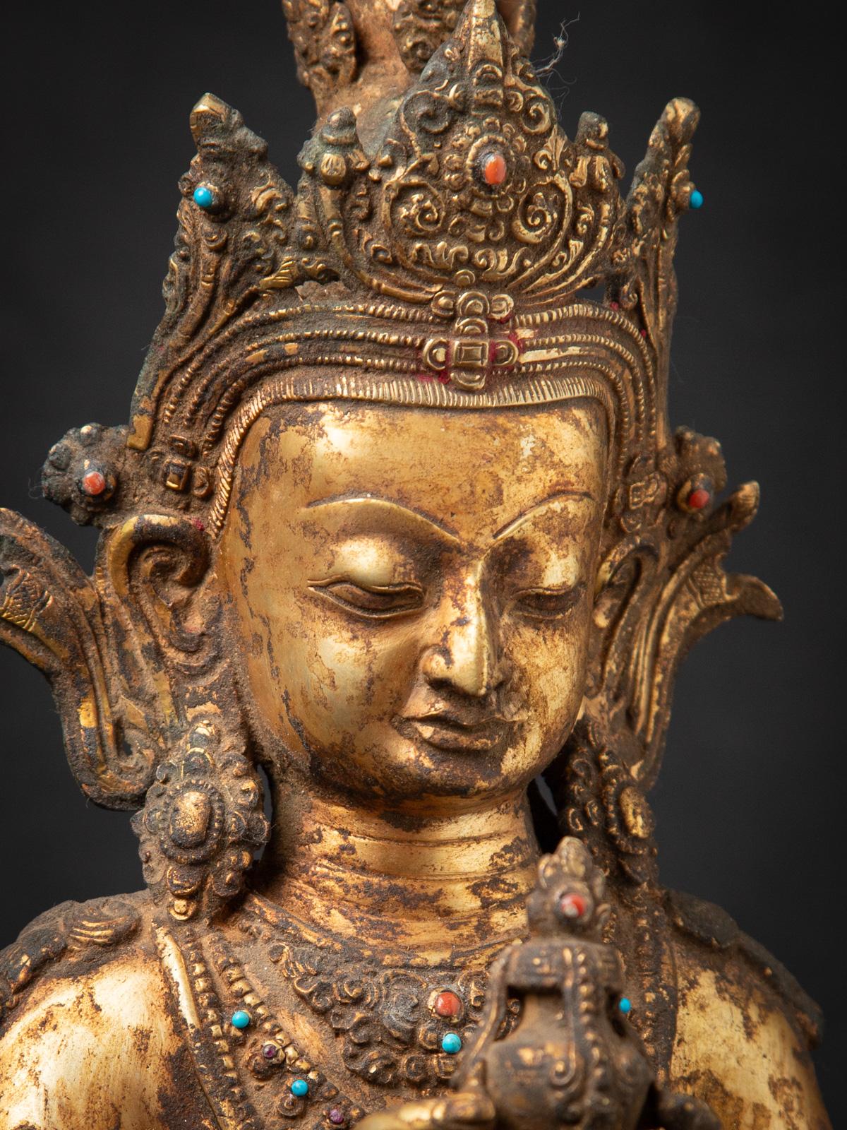 Début du 20e siècle Statue népalaise Aparmita Budha en bronze ancien en vente 2