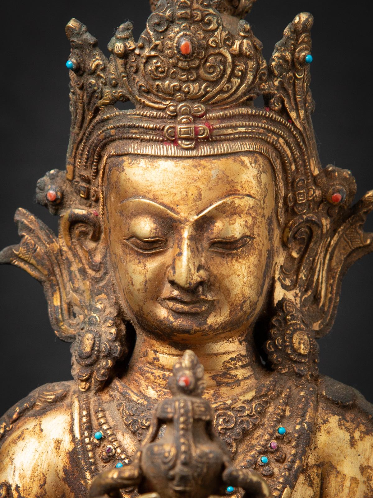 Début du 20e siècle Statue népalaise Aparmita Budha en bronze ancien en vente 3