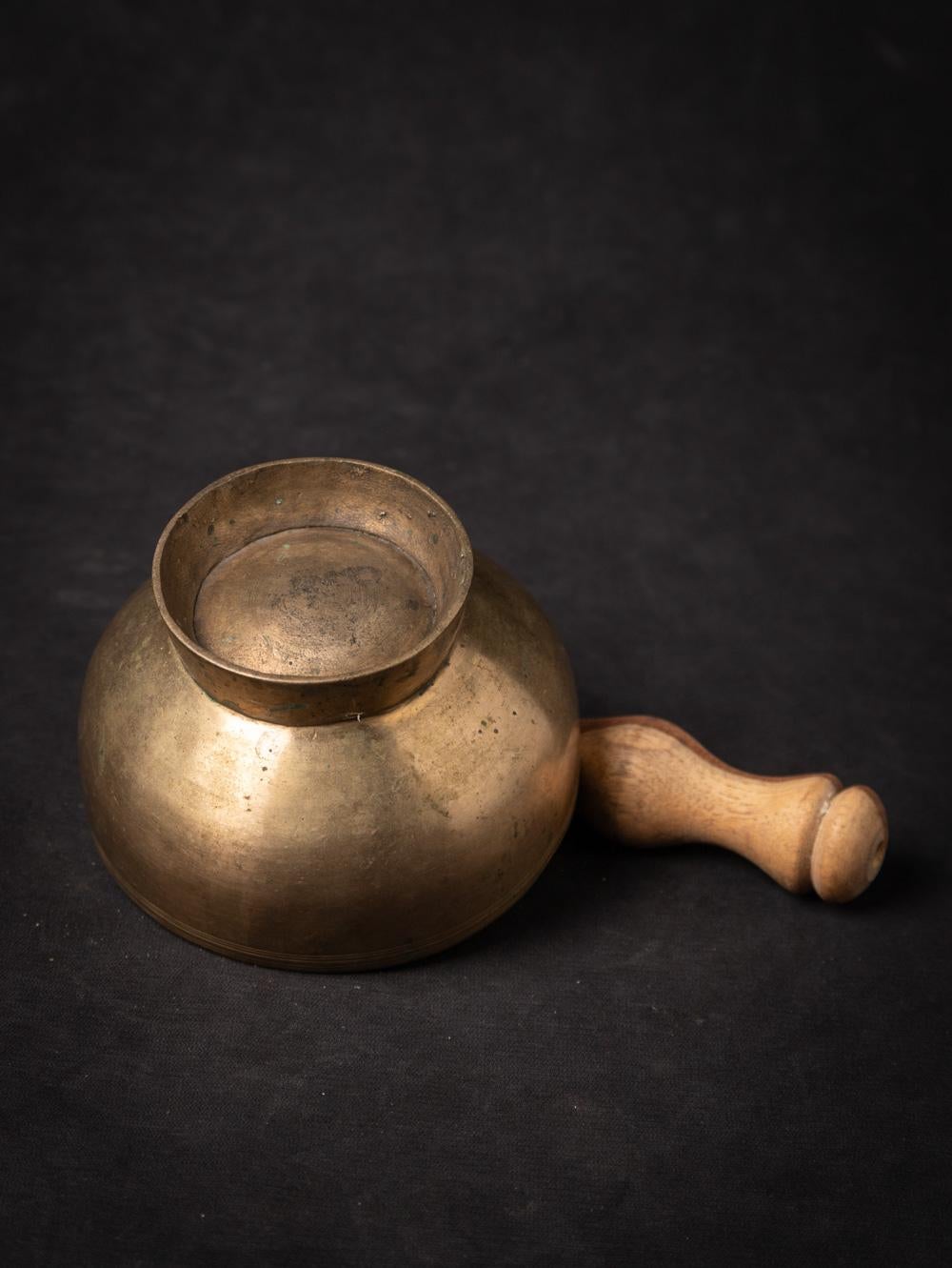  Early 20th century Antique bronze Nepali Naga Singing bowl from Nepal 7