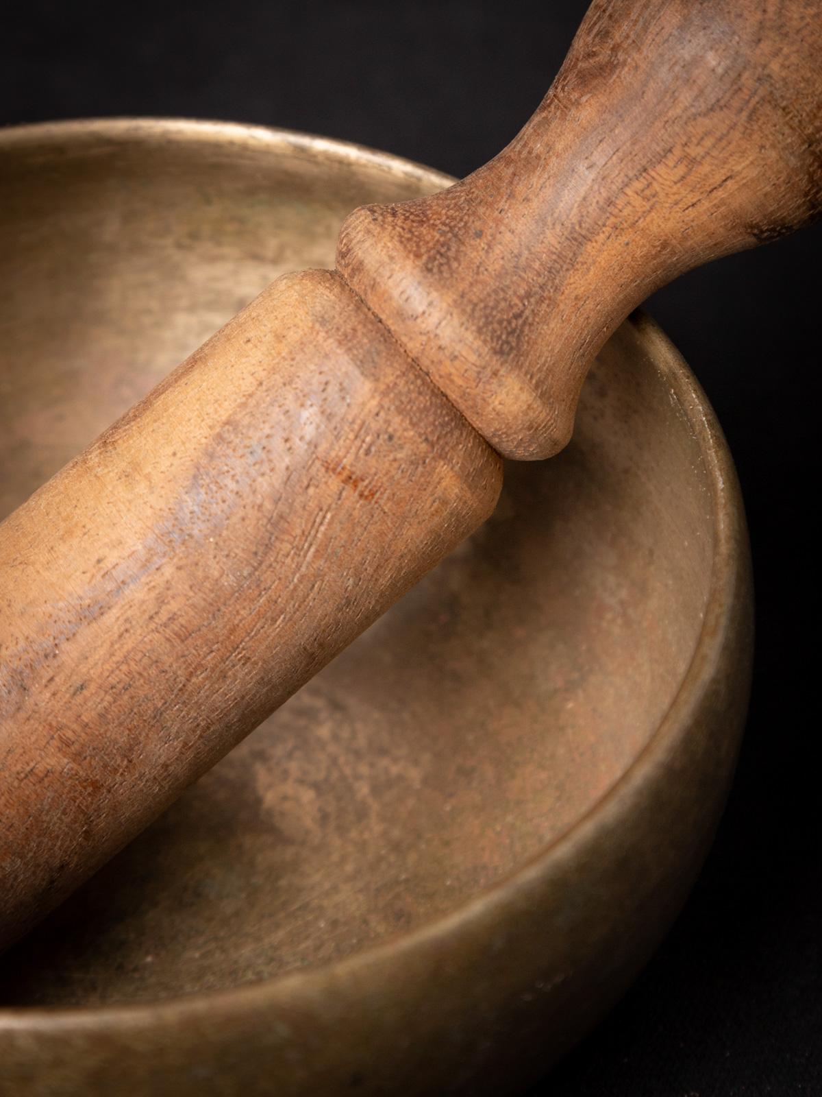 Early 20th century antique bronze Nepali Singing bowl - OriginalBuddhas 1