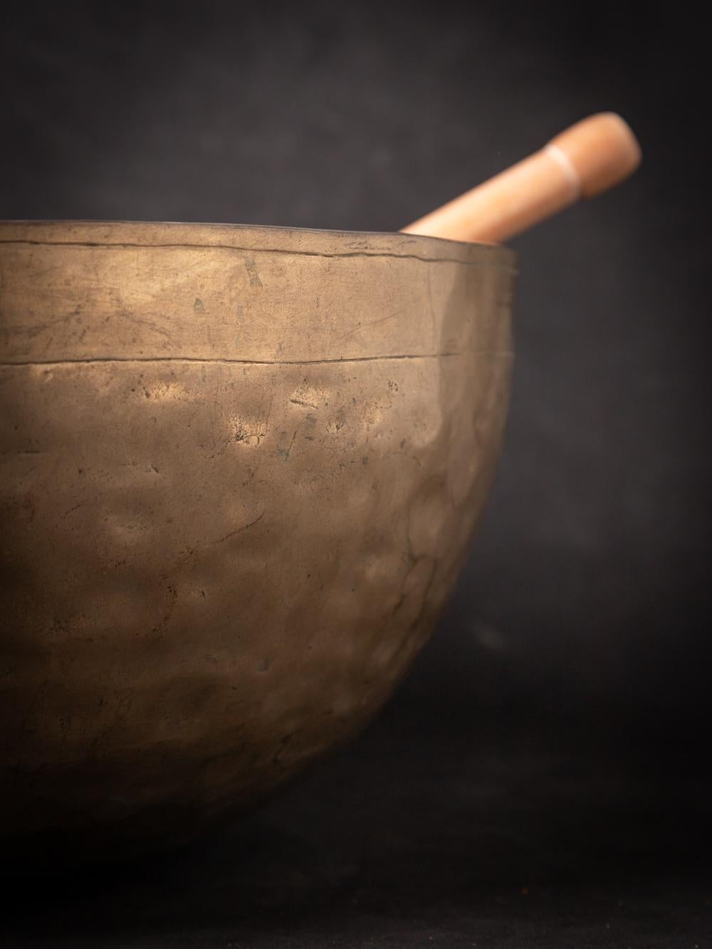Early 20th Century antique bronze Nepali Singing bowl - OriginalBuddhas 2
