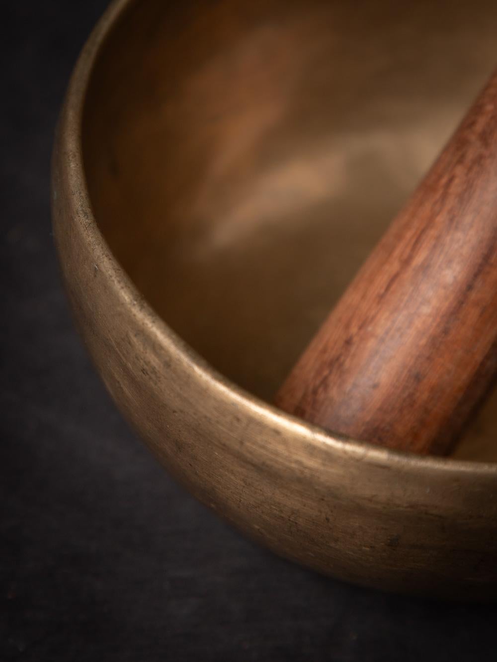 Early 20th century Antique bronze Nepali Singing bowl - OriginalBuddhas 1