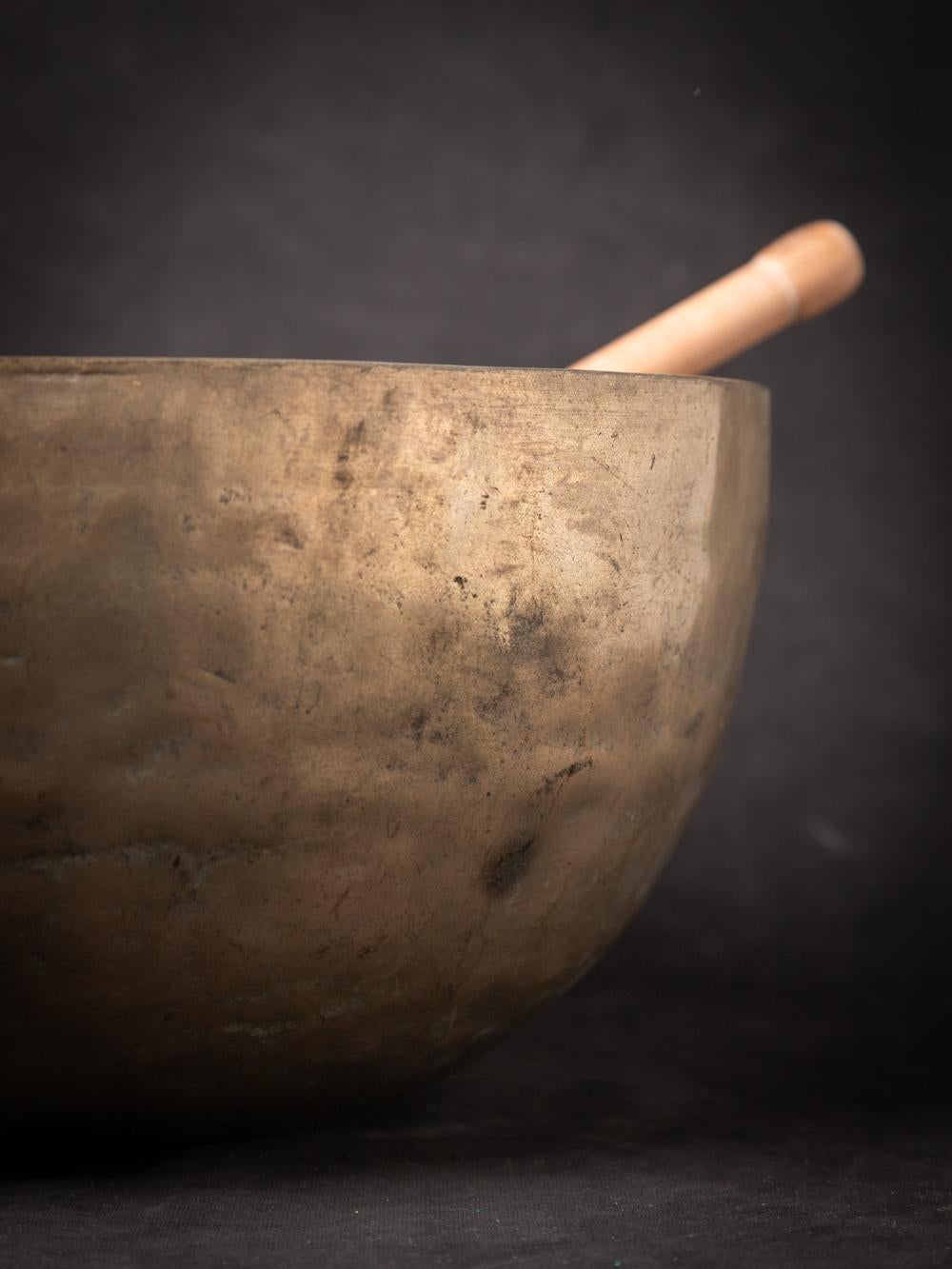 Early 20th century antique bronze Nepali Singing bowl - OriginalBuddhas 2